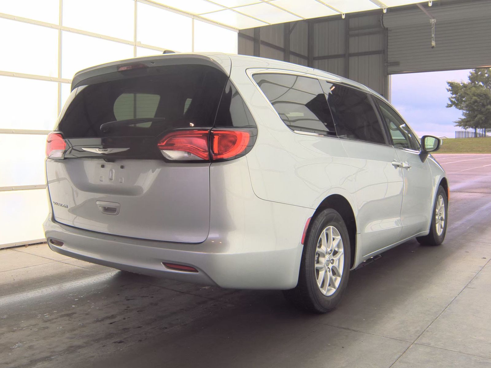 CHRYSLER VOYAGER - 6