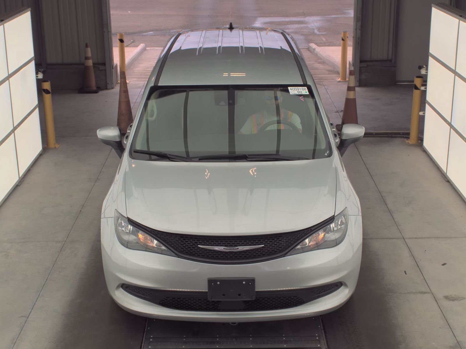 CHRYSLER VOYAGER - 3