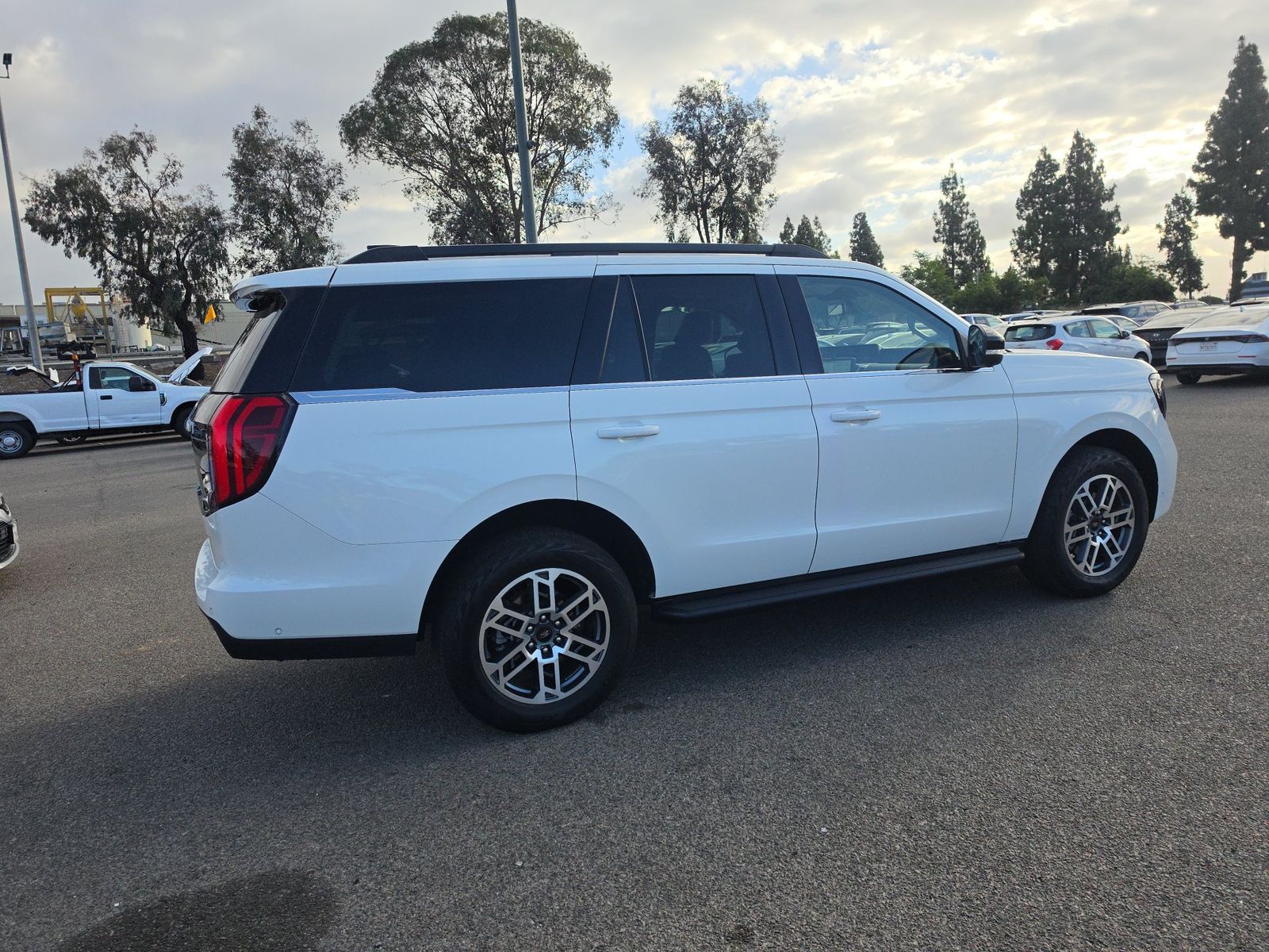 FORD EXPEDITION - 5