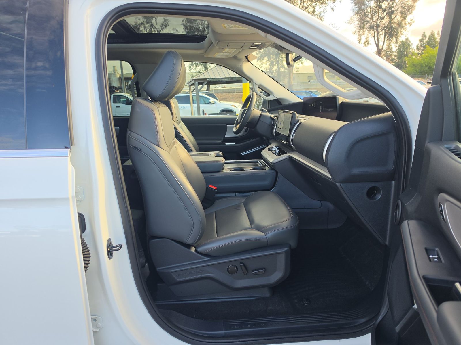FORD EXPEDITION - 9