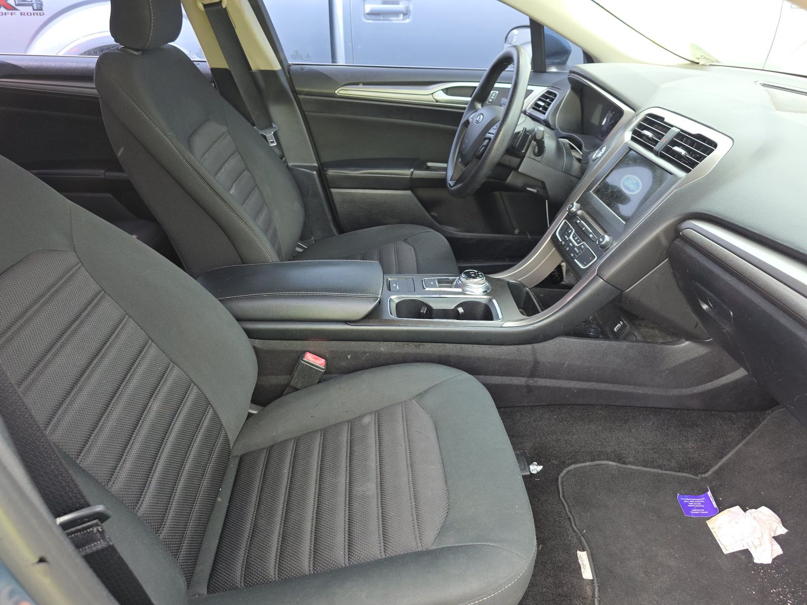 FORD FUSION - 9