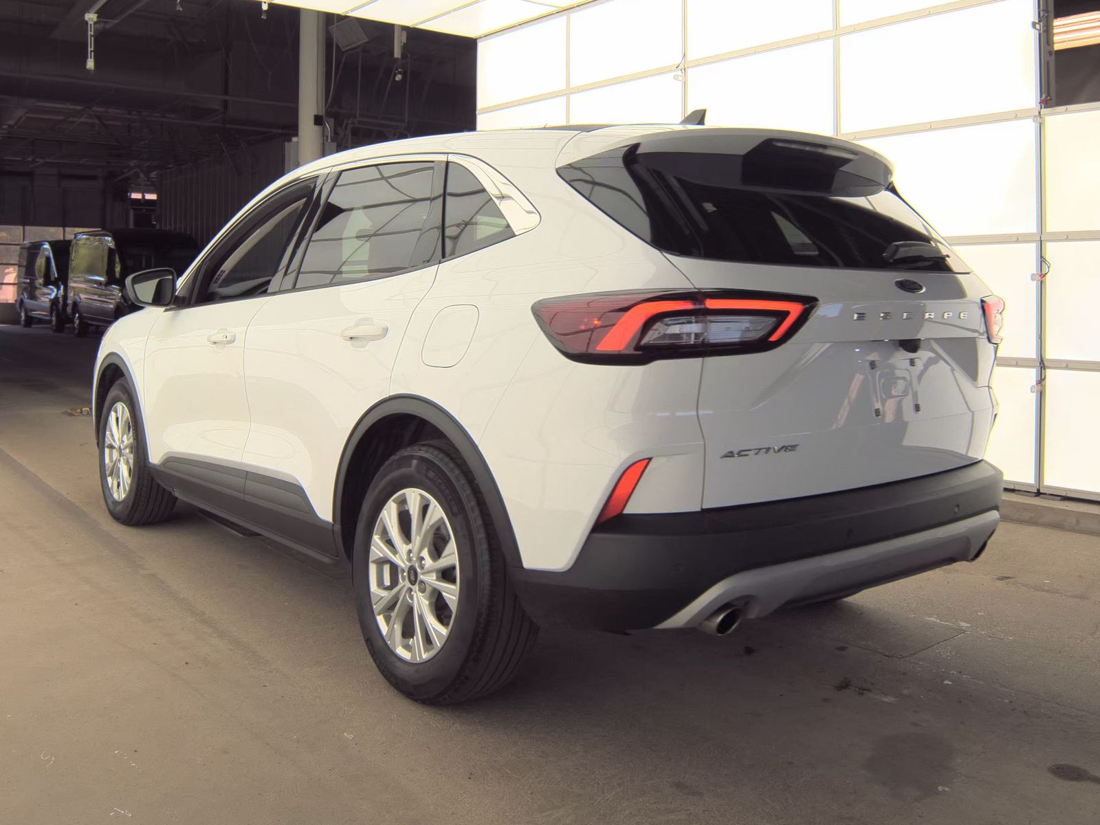 FORD ESCAPE - 9