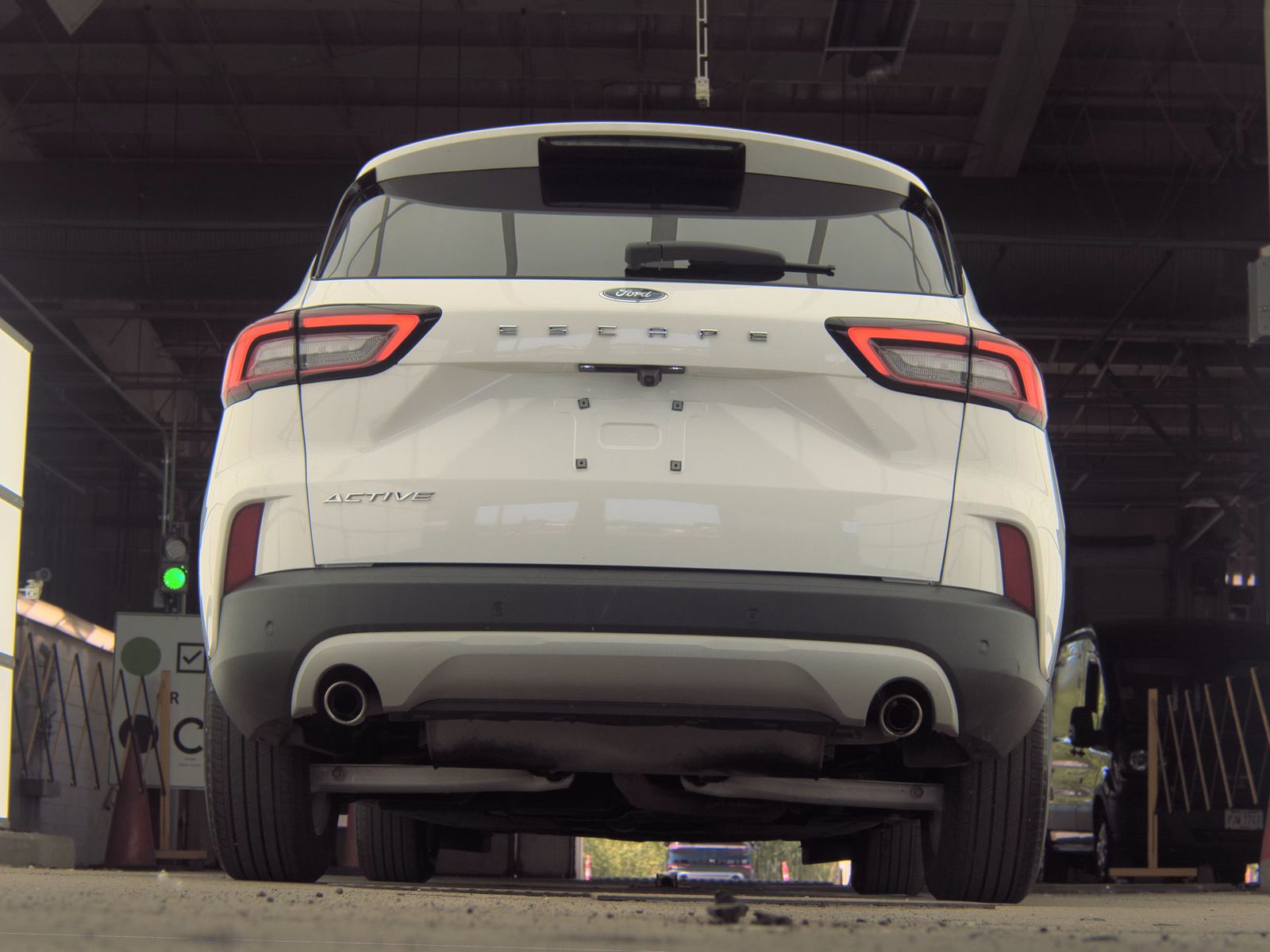 FORD ESCAPE - 8