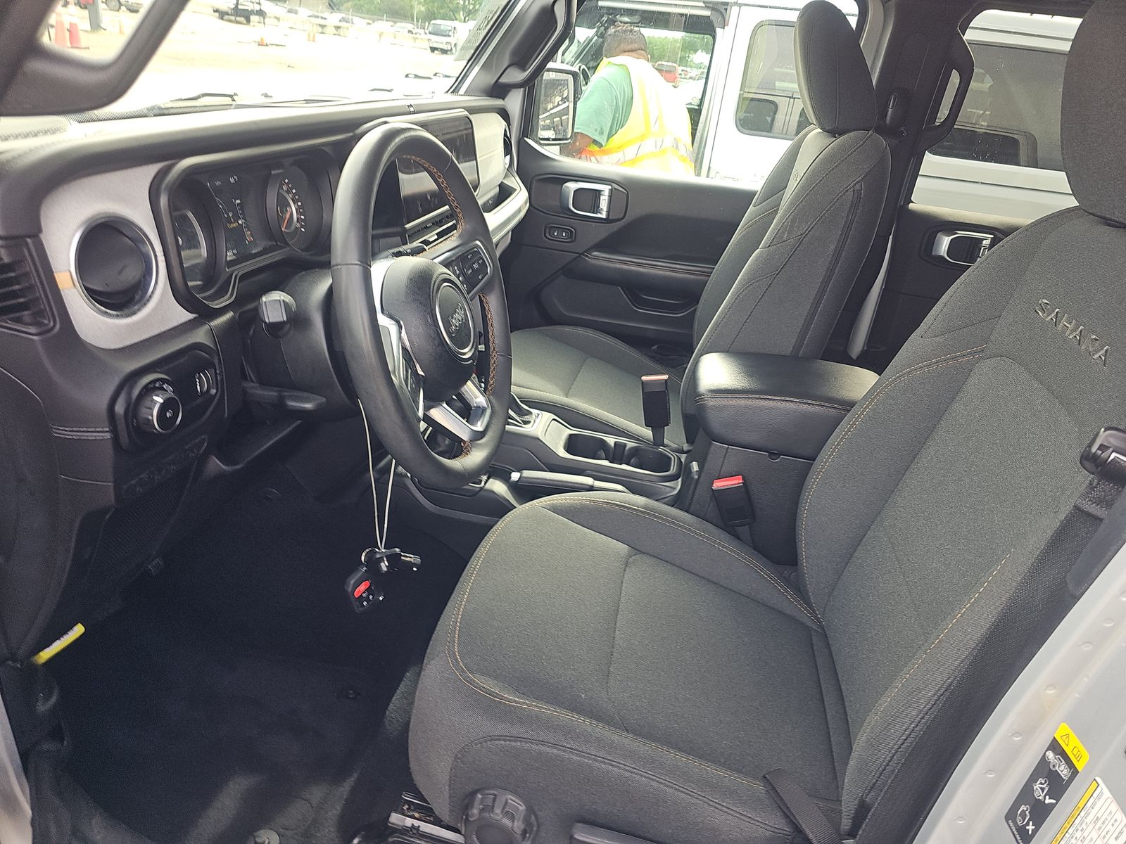 2024 Jeep Wrangler Sahara AWD
