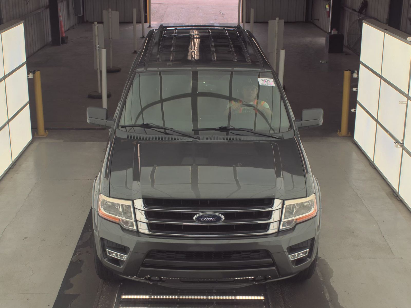 FORD EXPEDITION - 3