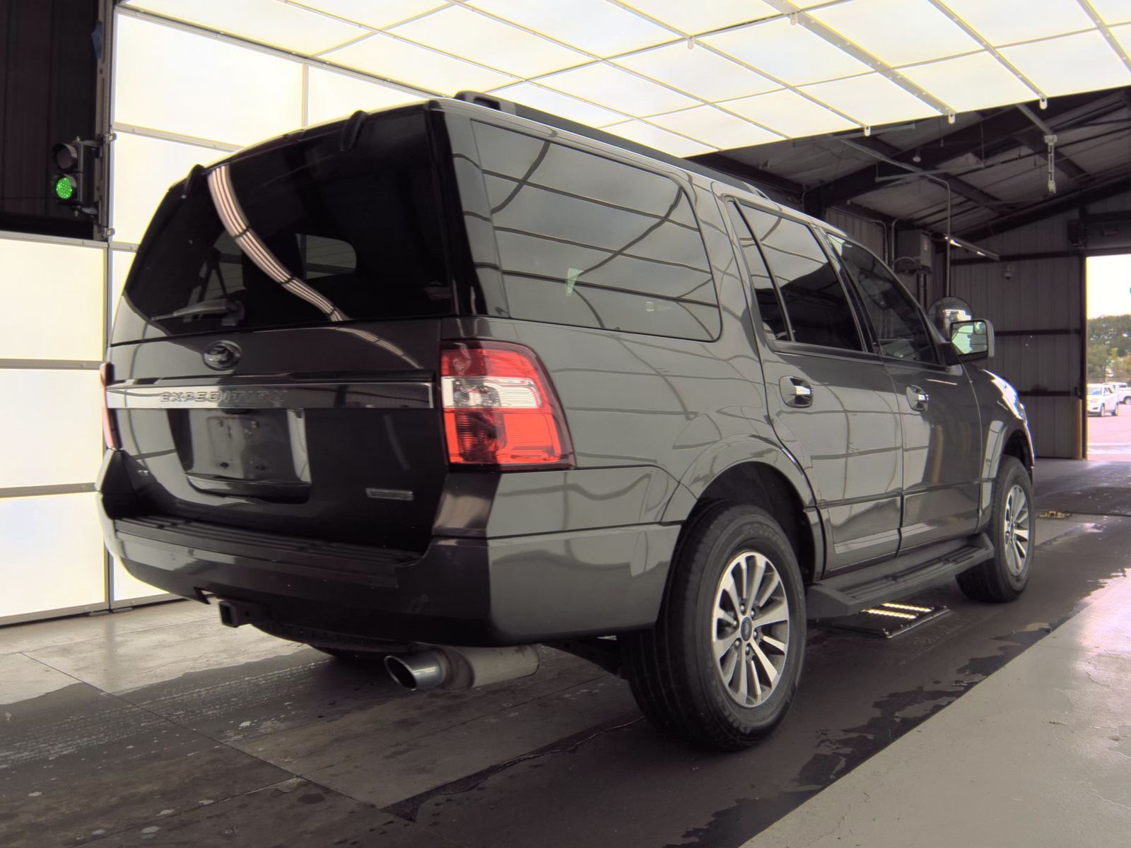 FORD EXPEDITION - 6