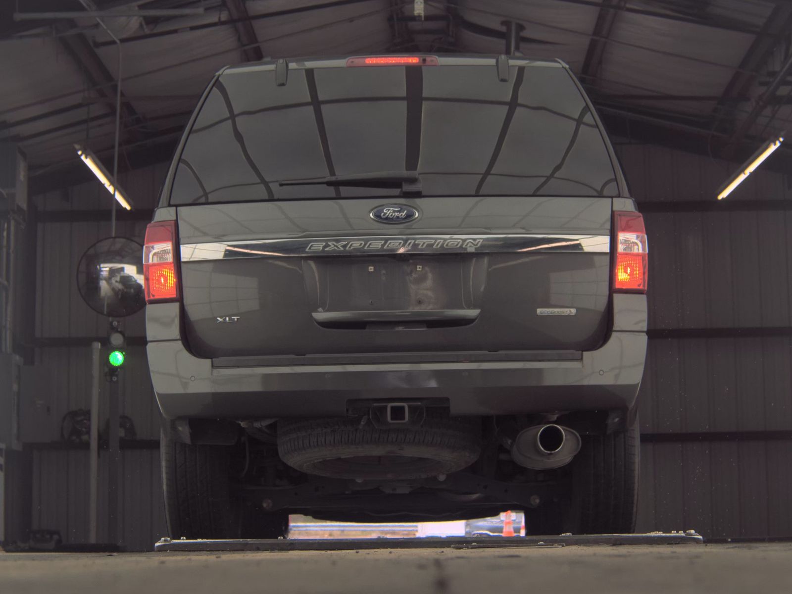 FORD EXPEDITION - 8