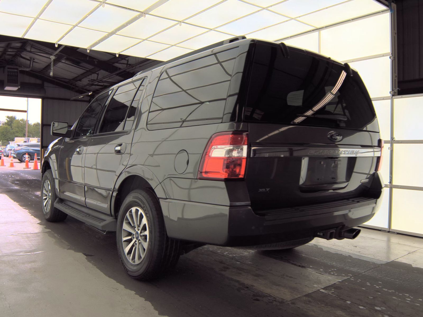 FORD EXPEDITION - 9