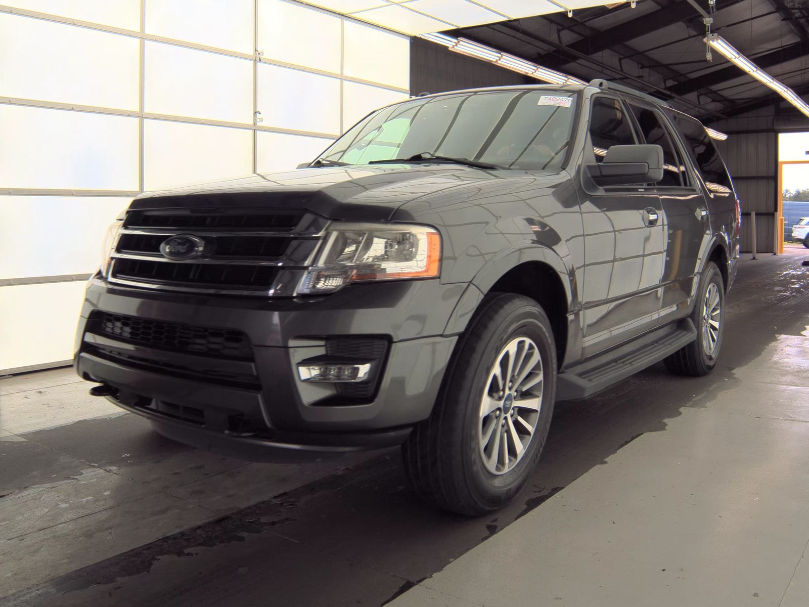 FORD EXPEDITION - 1