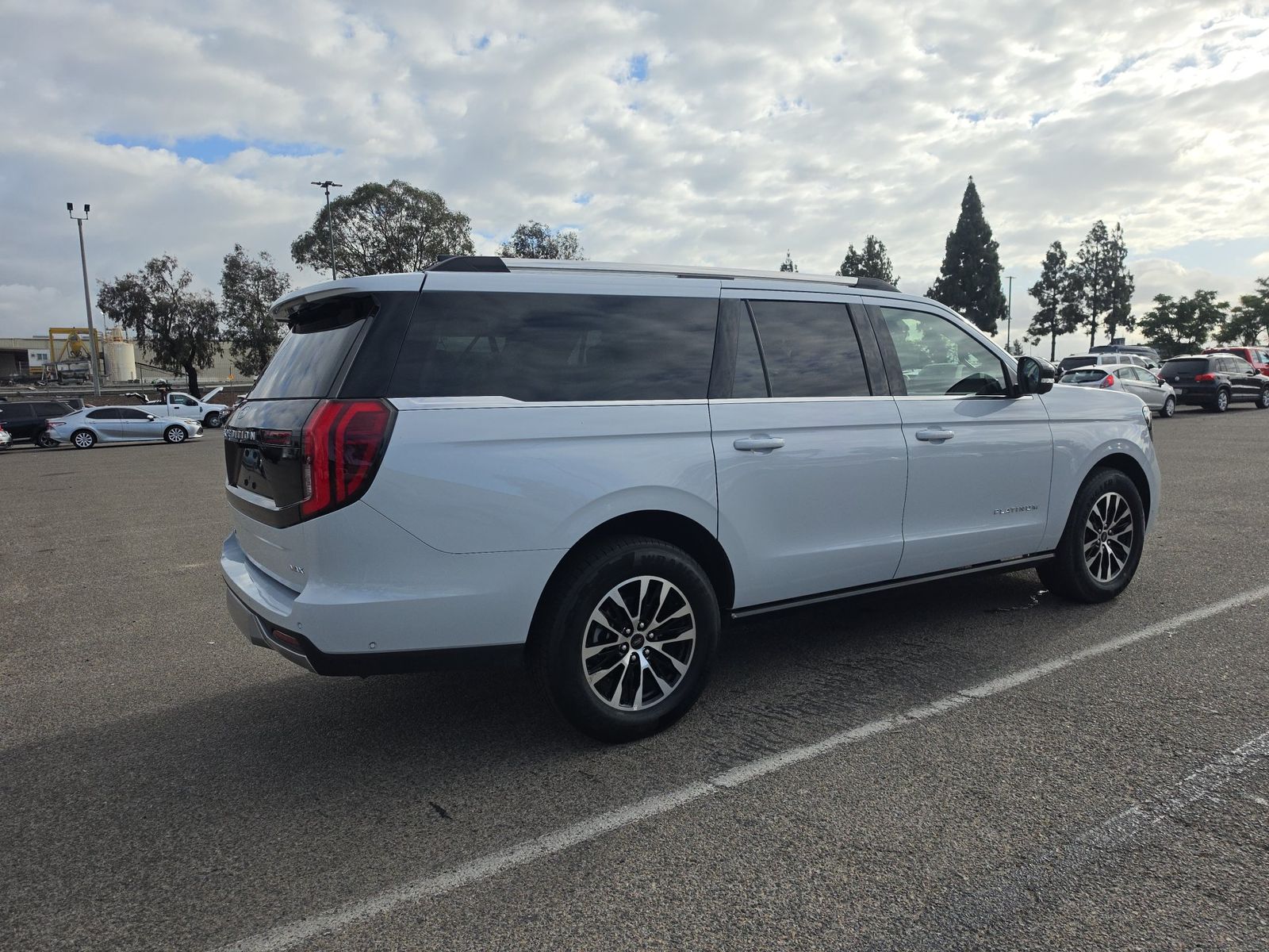 FORD EXPEDITION MAX - 5