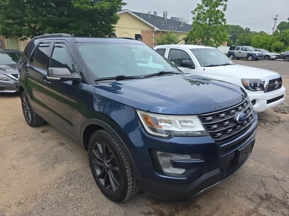 FORD EXPLORER - 4
