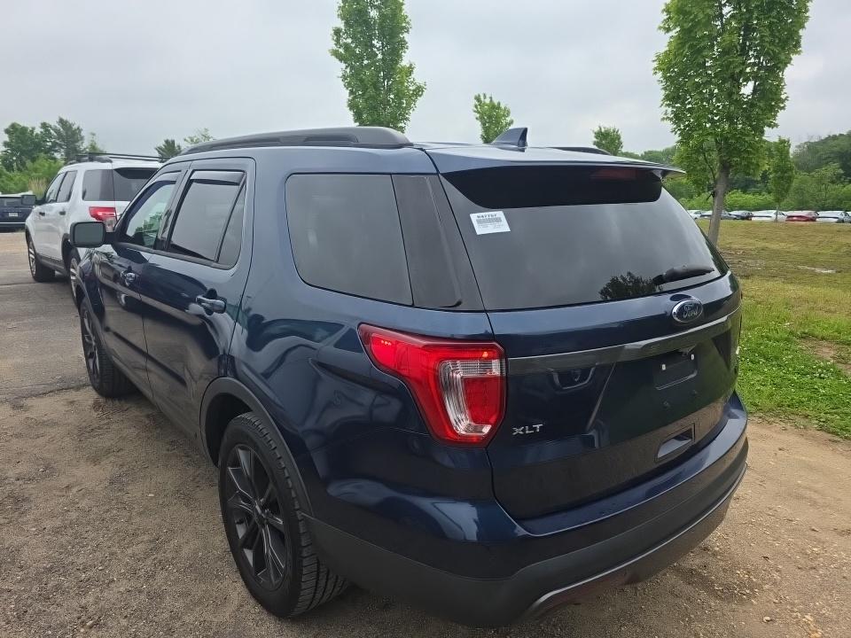 FORD EXPLORER - 7