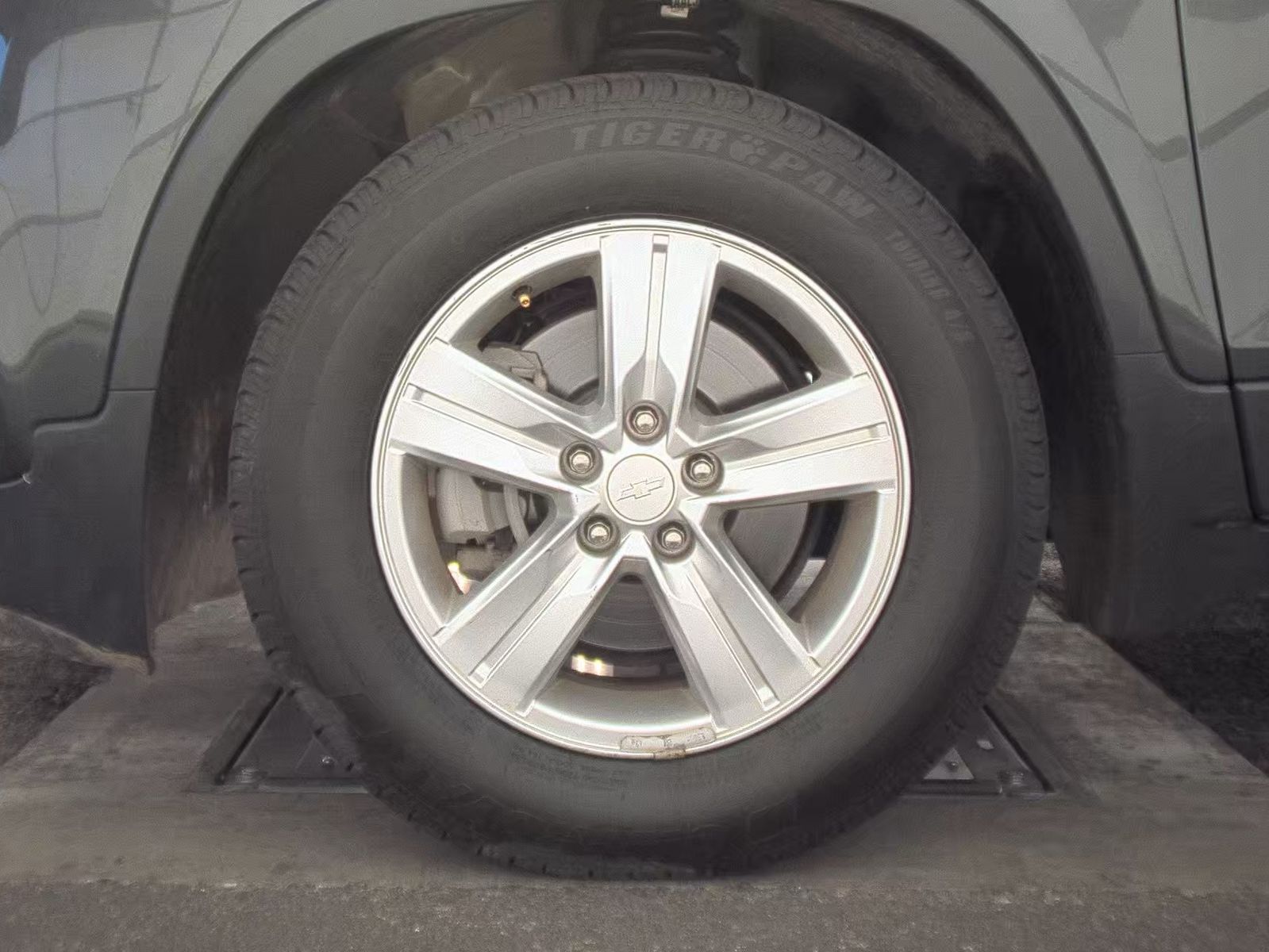 CHEVROLET TRAX - 10