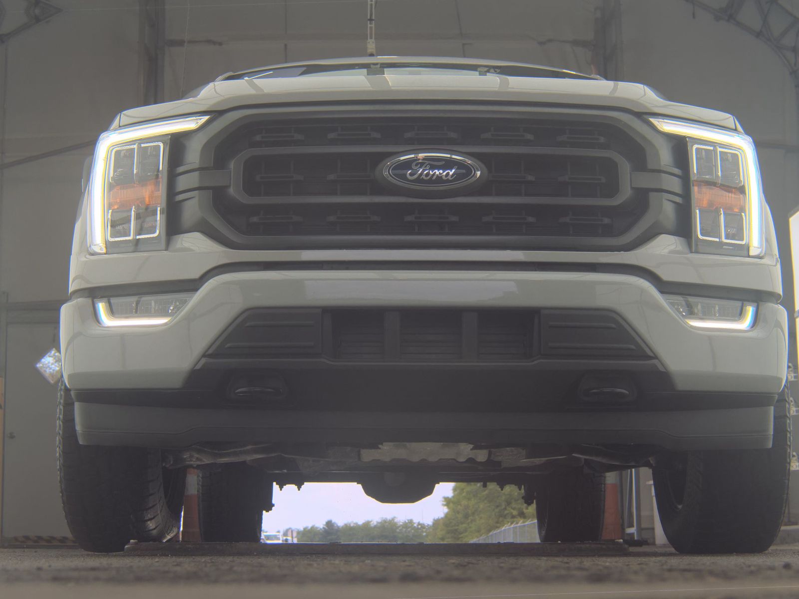 FORD F-150 - 4