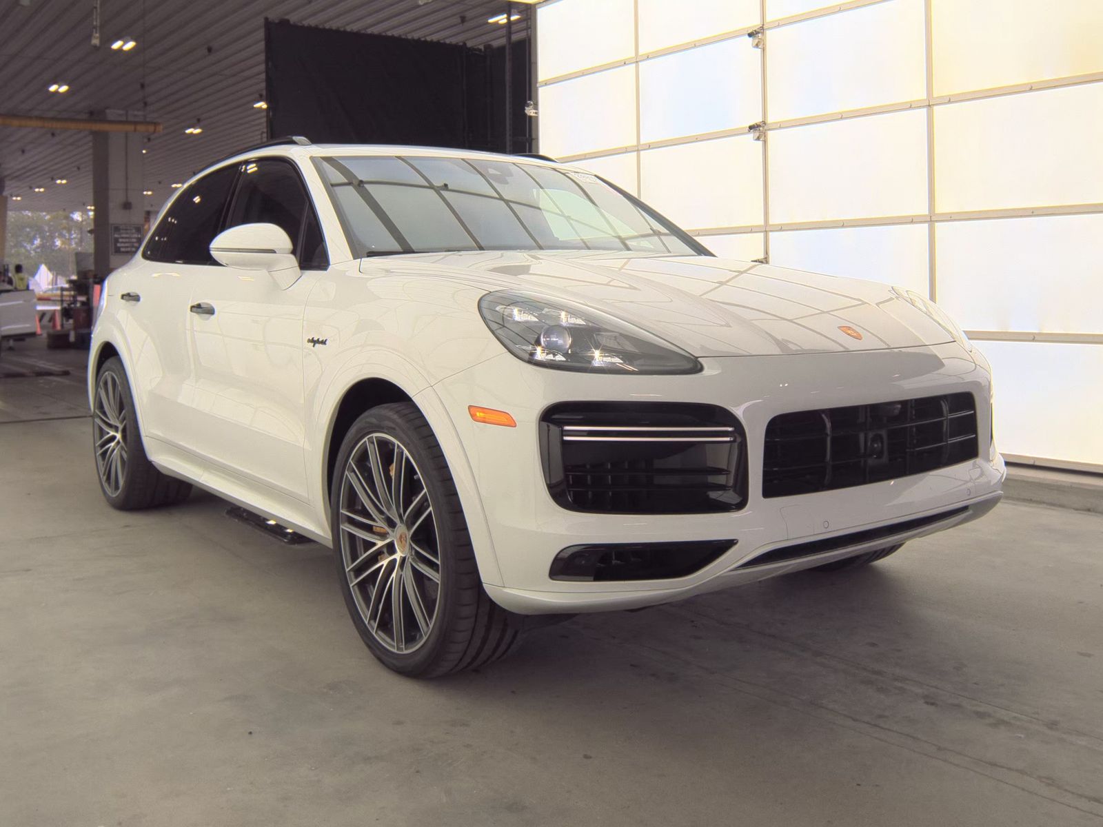 PORSCHE CAYENNE - 5