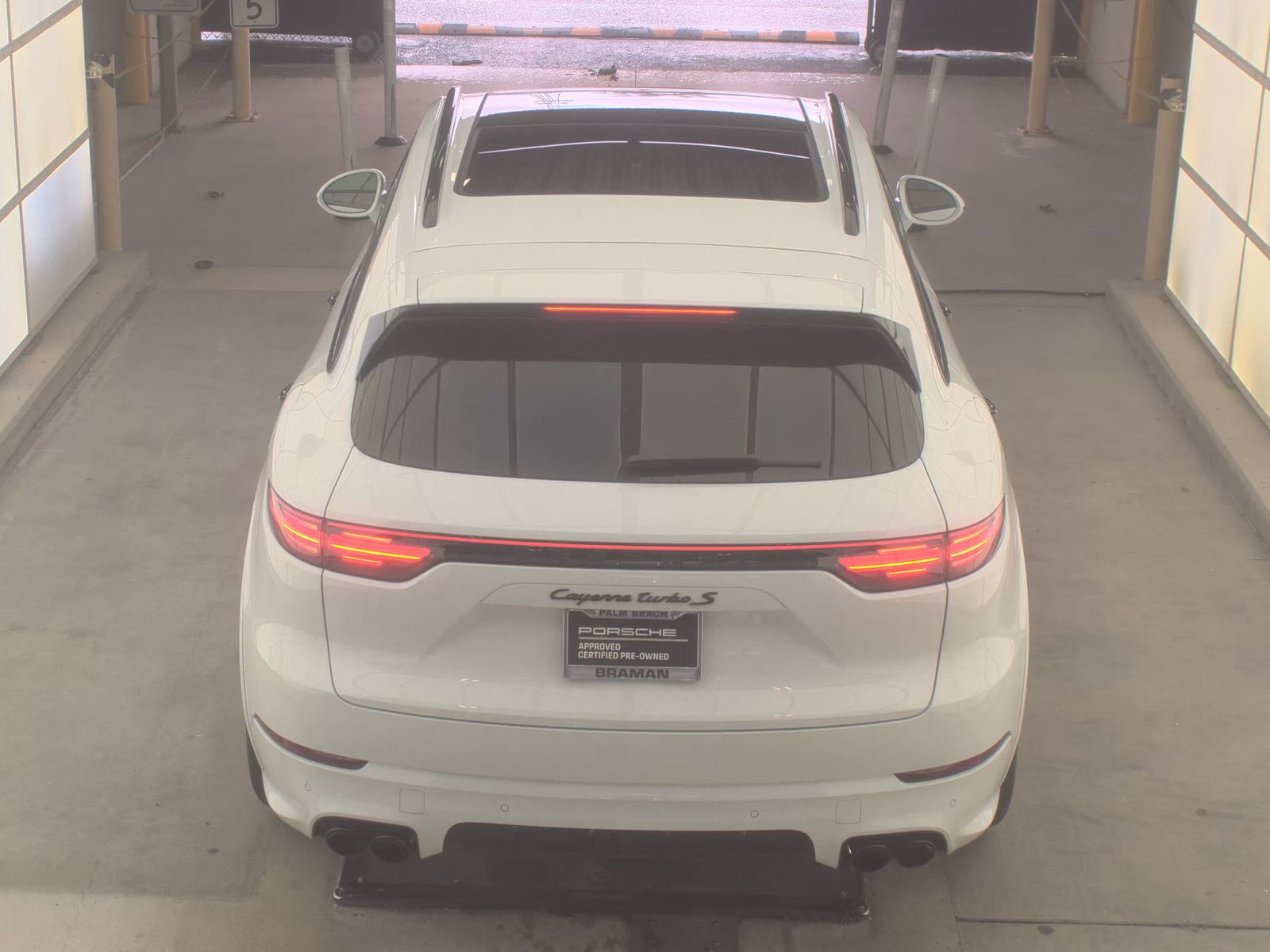 PORSCHE CAYENNE - 7