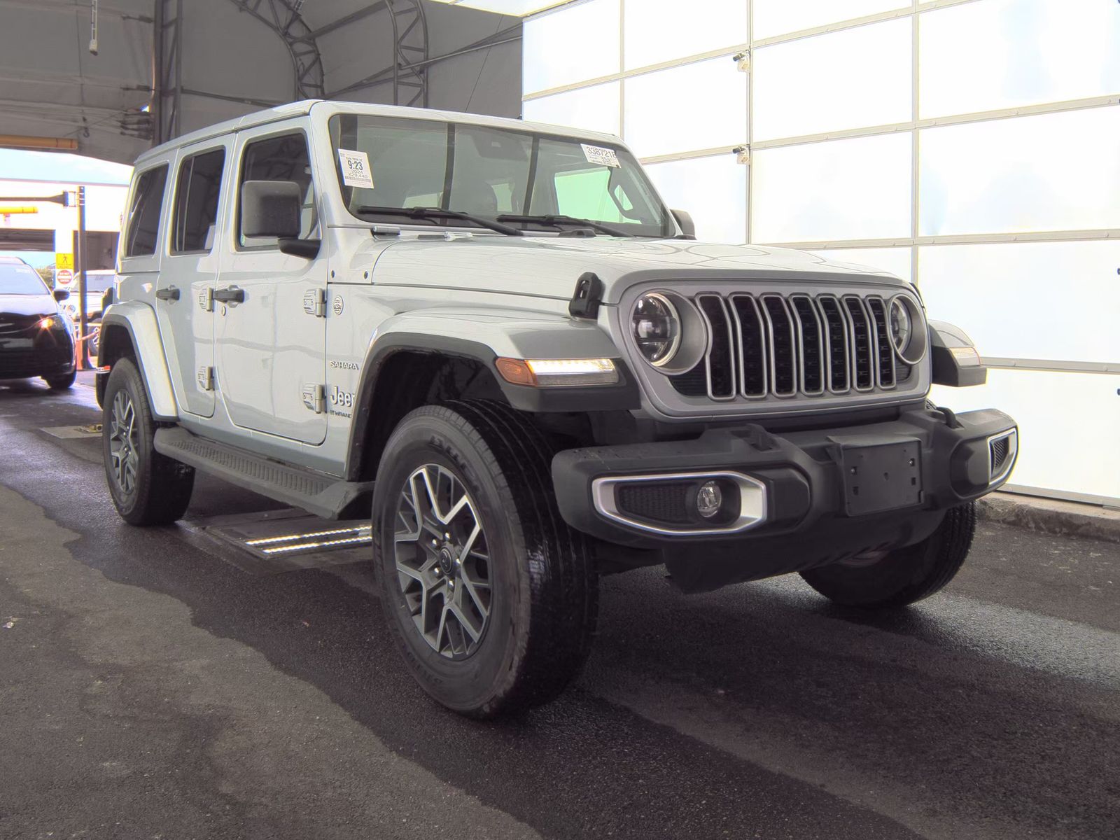 2024 Jeep Wrangler Sahara AWD