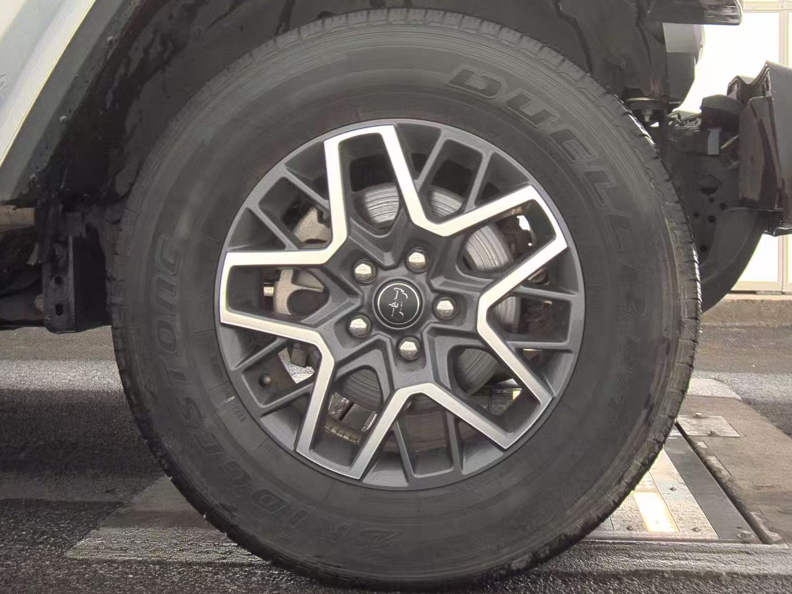 2024 Jeep Wrangler Sahara AWD