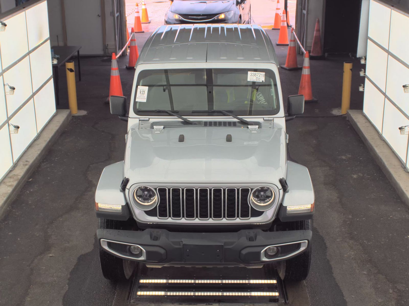 2024 Jeep Wrangler Sahara AWD