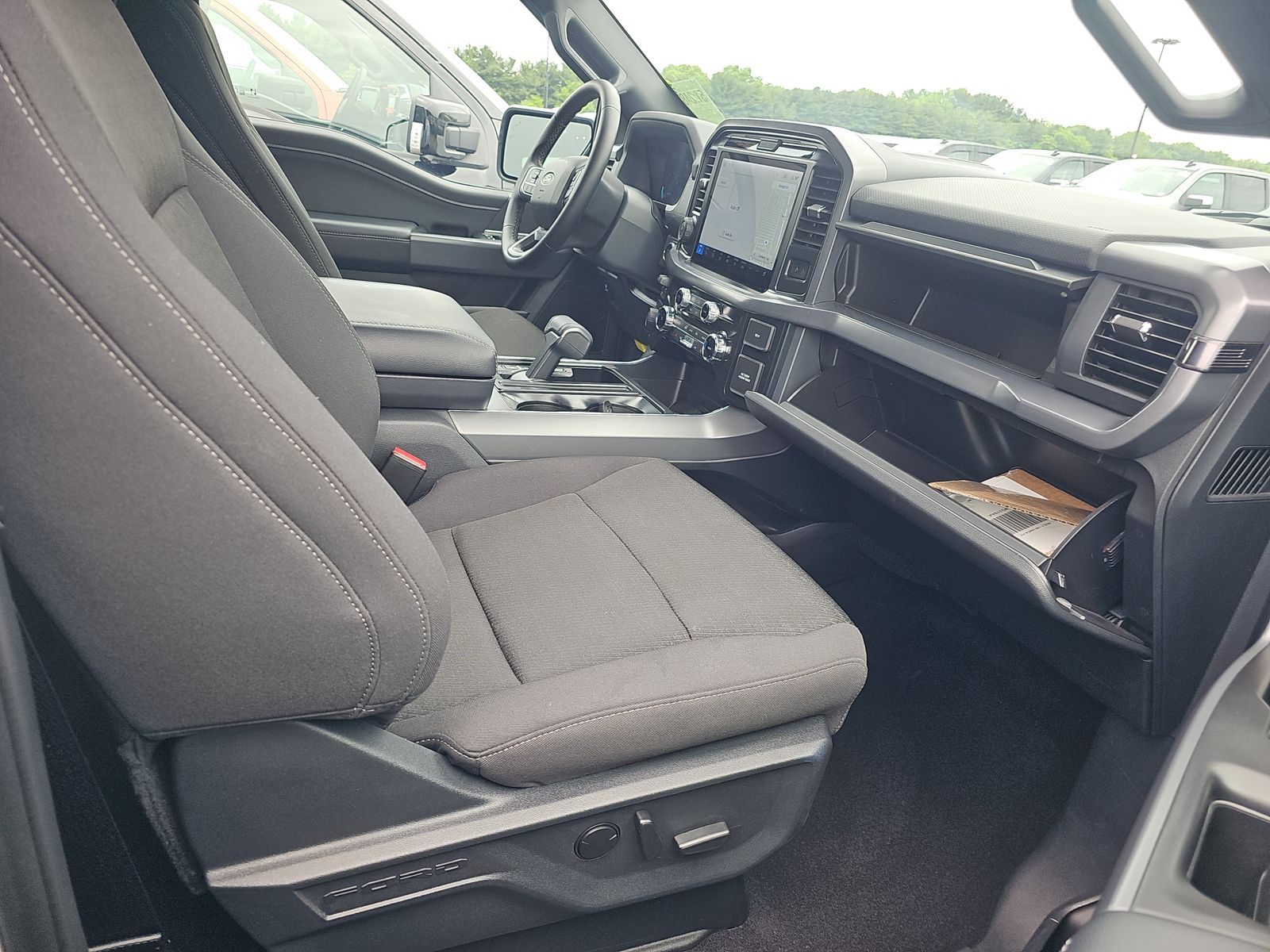 2025 Ford F-150 XLT AWD
