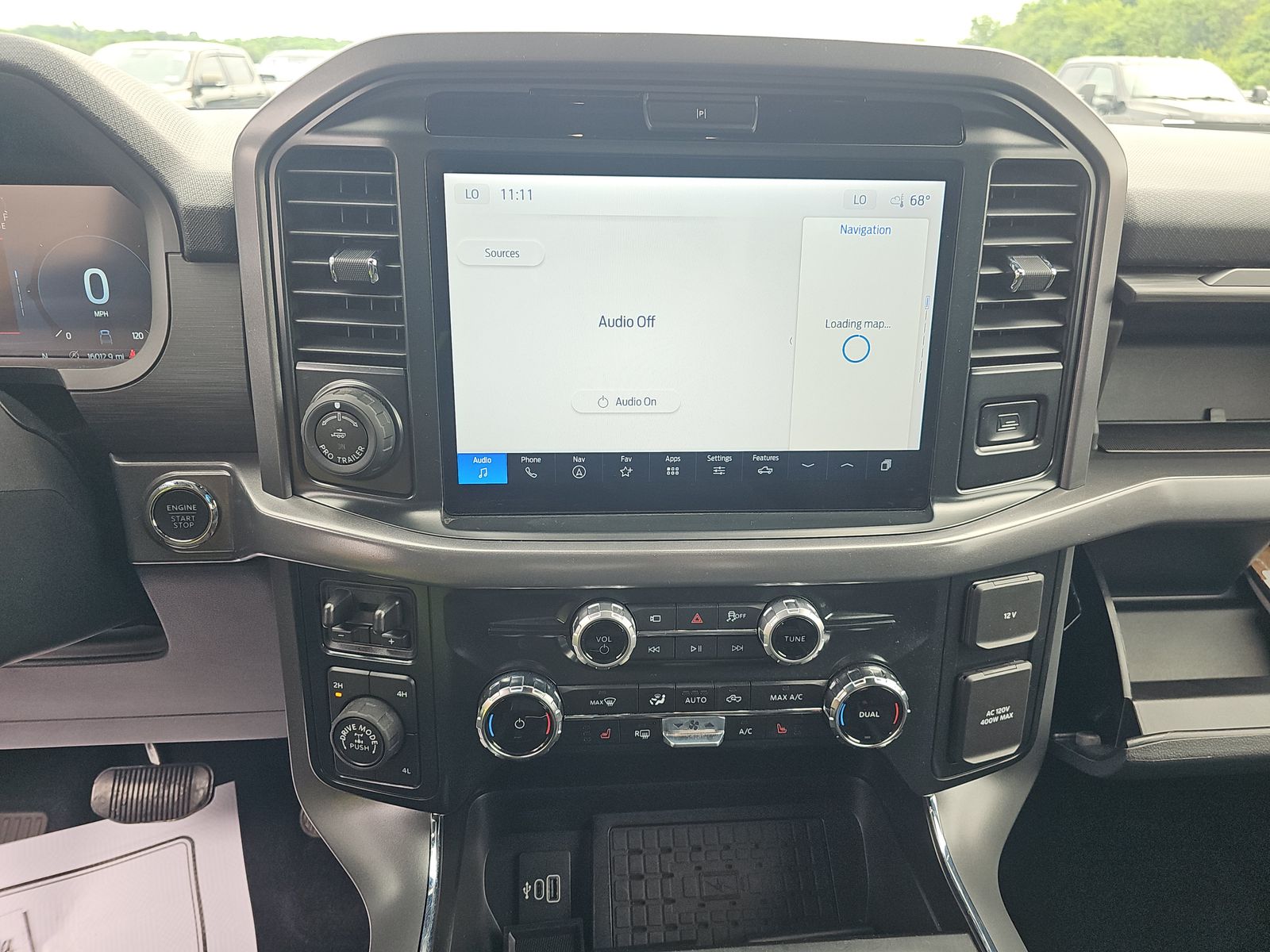 2025 Ford F-150 XLT AWD