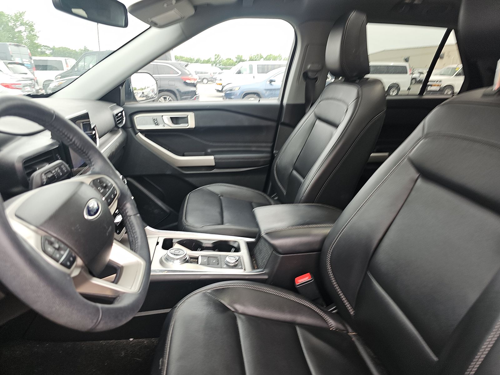 FORD EXPLORER - 8