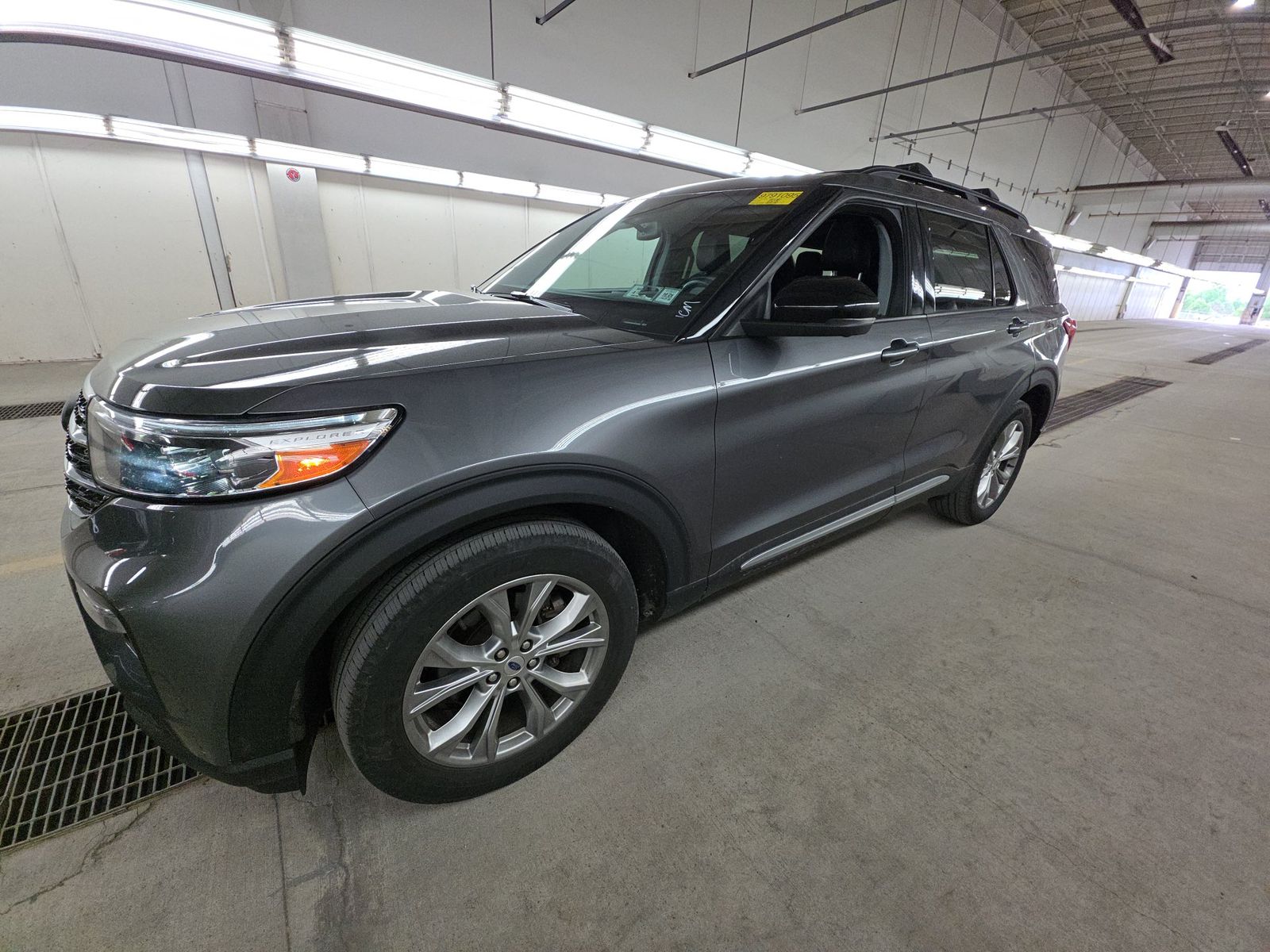 FORD EXPLORER - 1