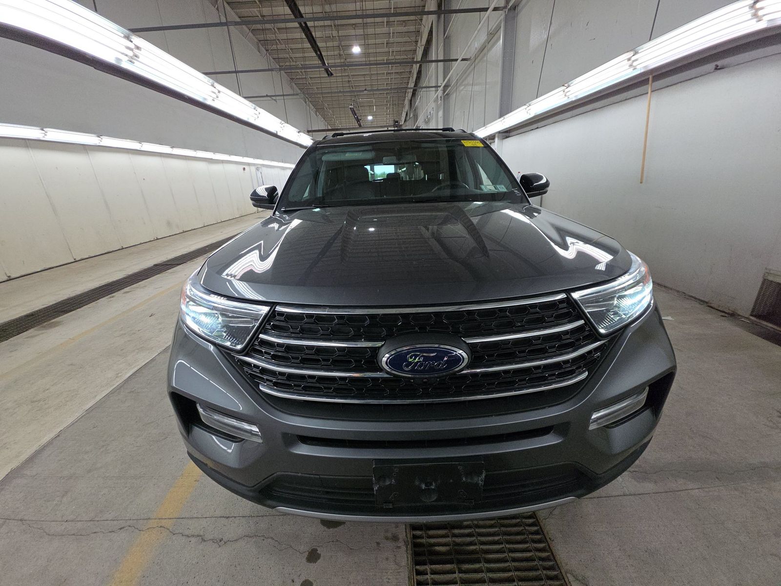 FORD EXPLORER - 3