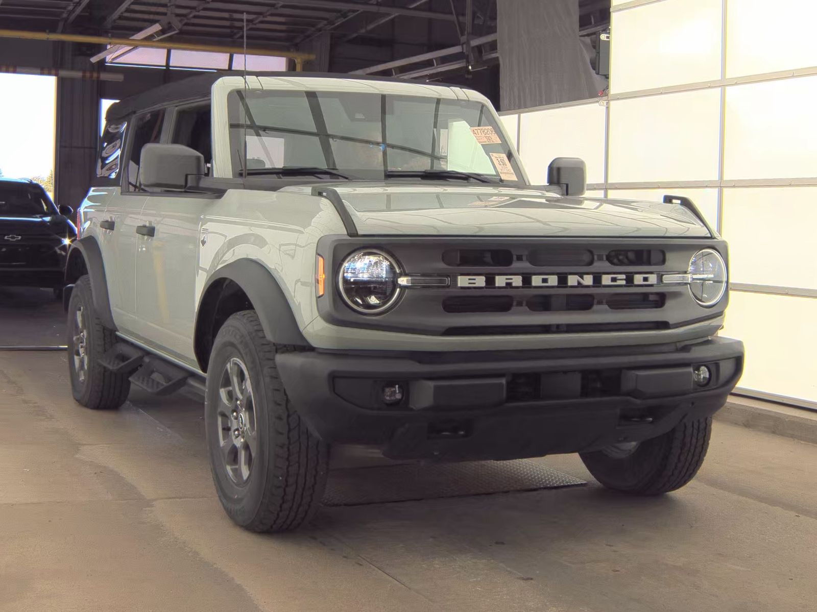 FORD BRONCO - 5