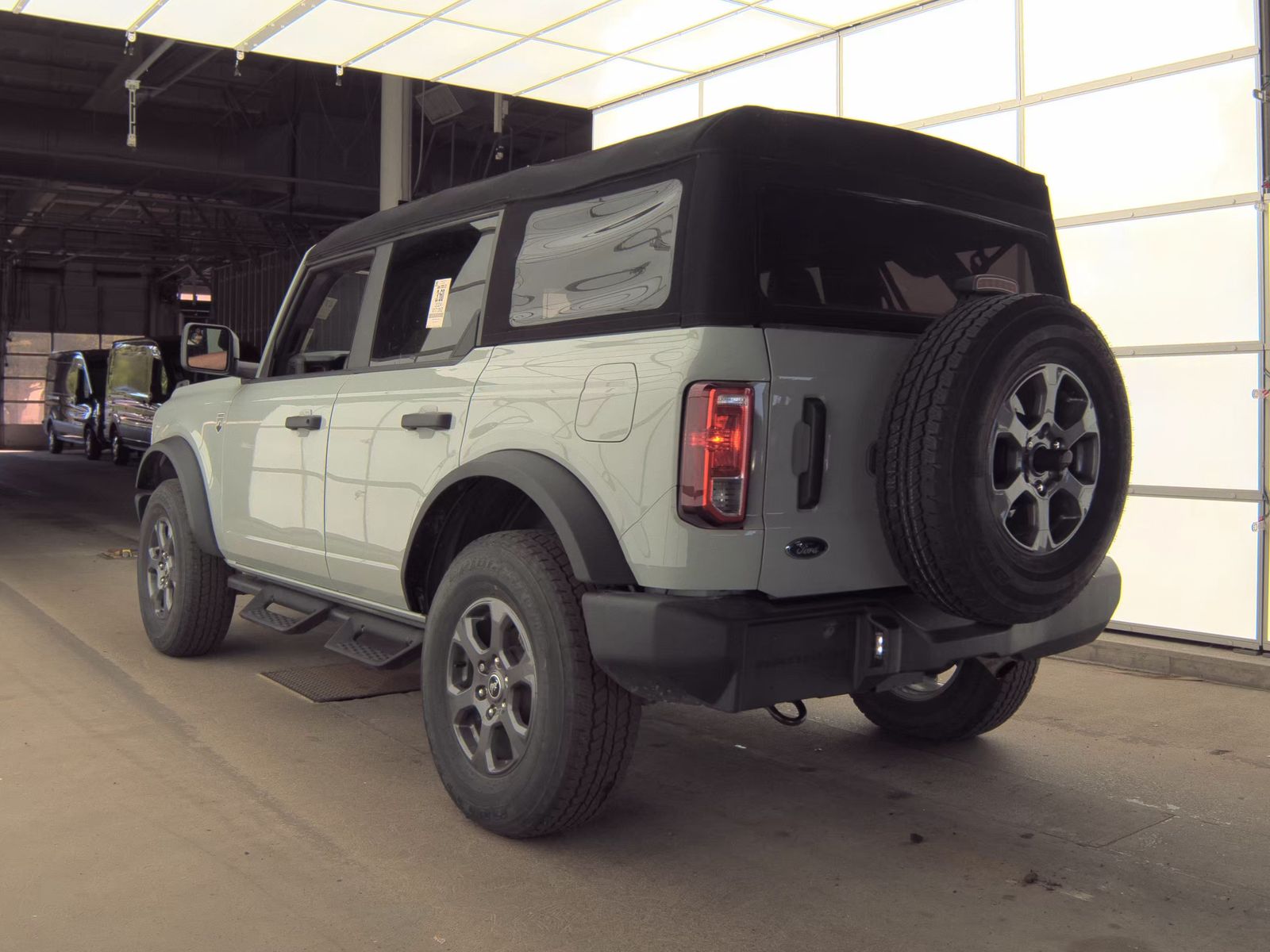 FORD BRONCO - 9
