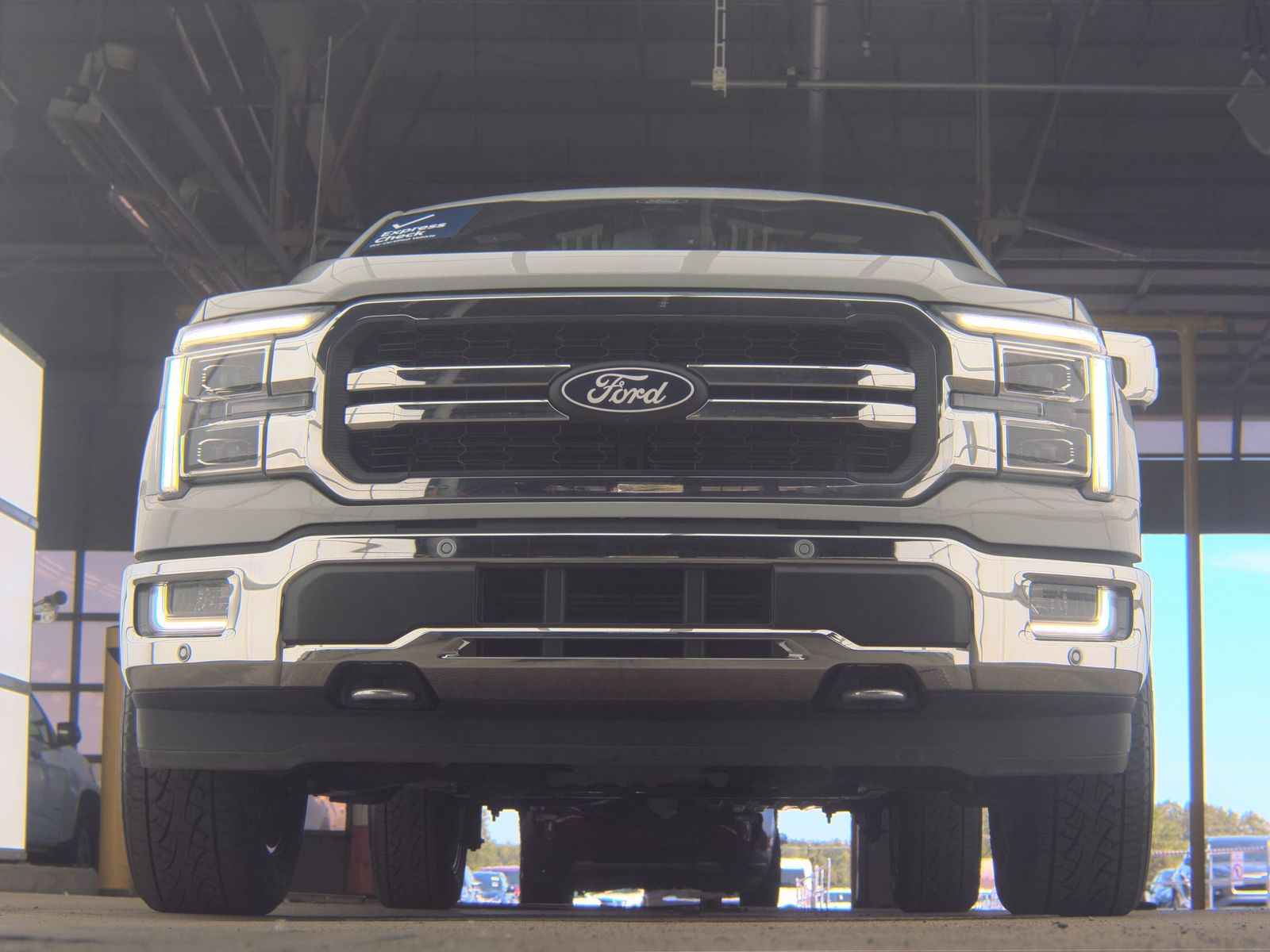 FORD F-150 - 4