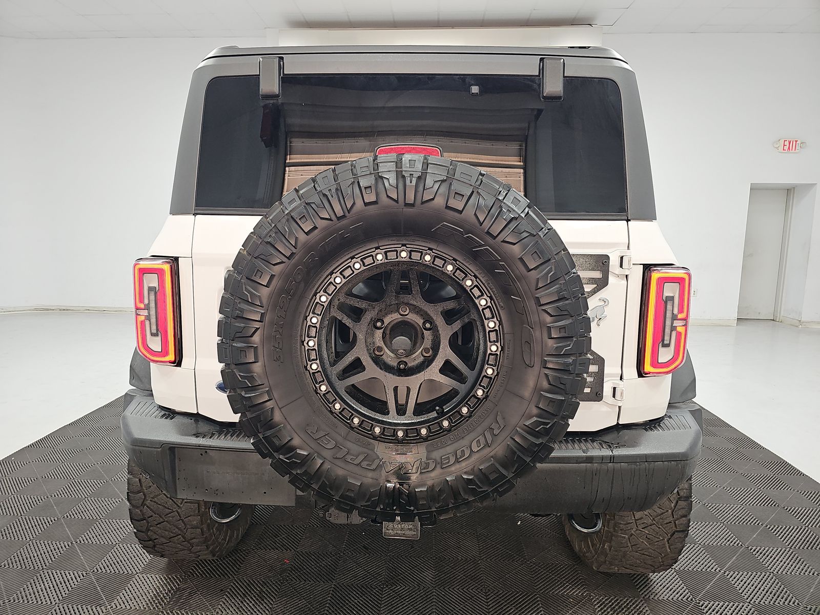 FORD BRONCO - 6