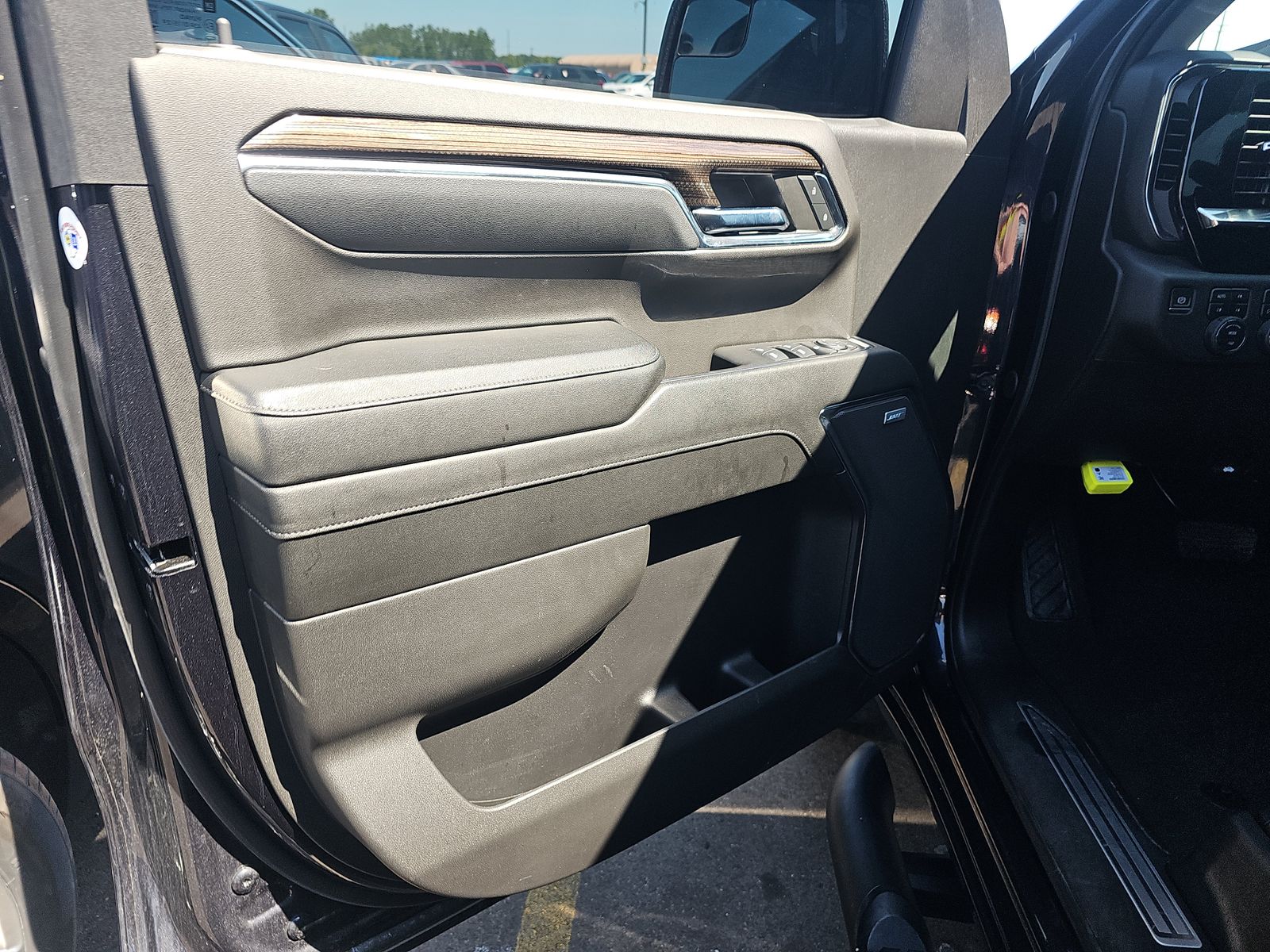 2024 Chevrolet Silverado 1500 RST AWD