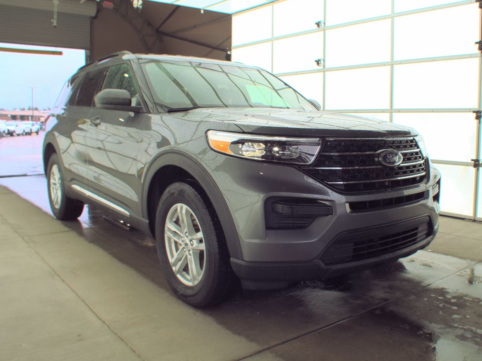 FORD EXPLORER - 5