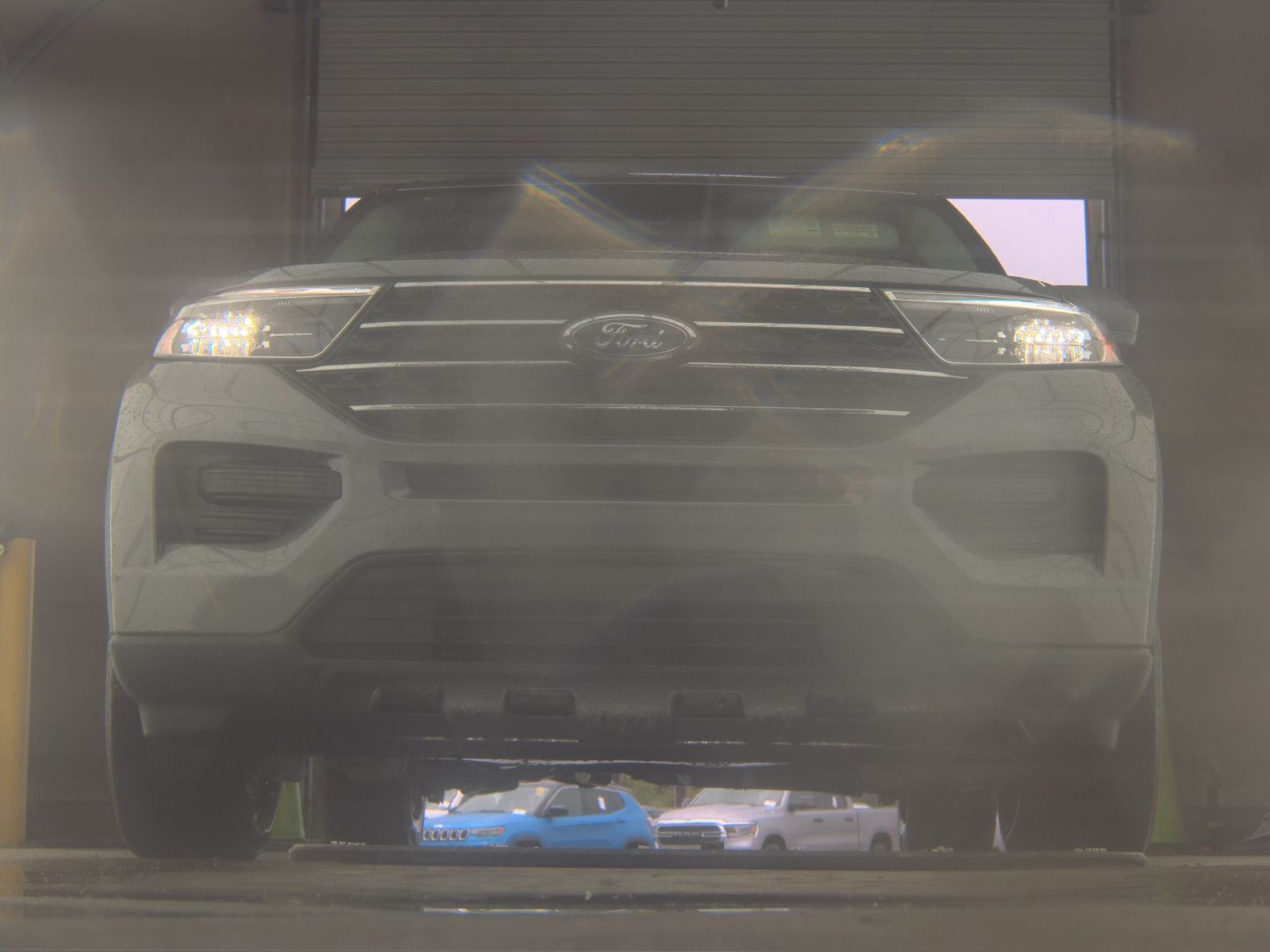 FORD EXPLORER - 4