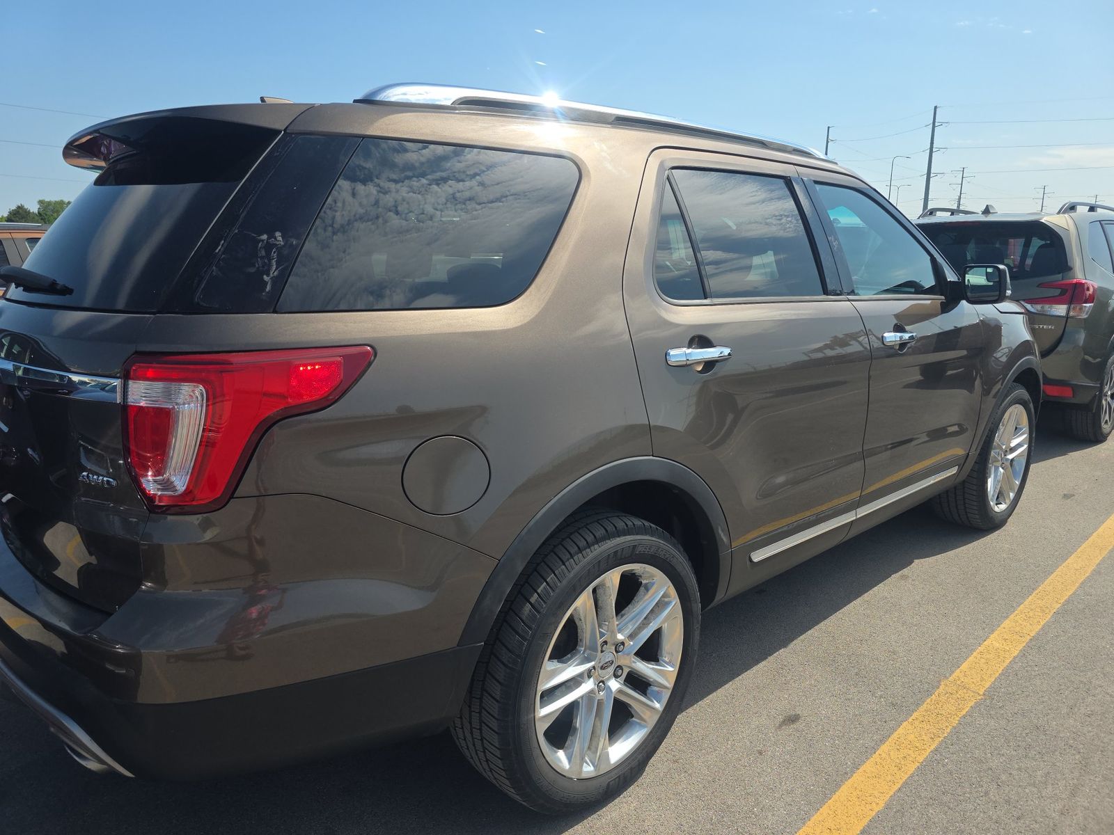 FORD EXPLORER - 5