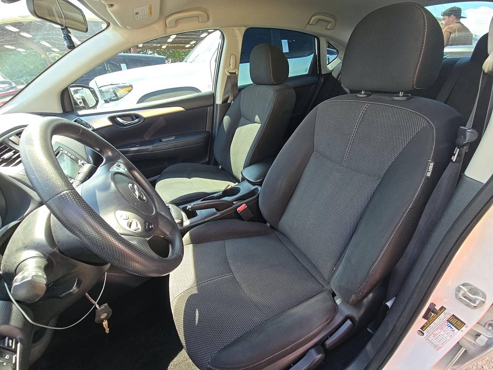 NISSAN SENTRA - 8