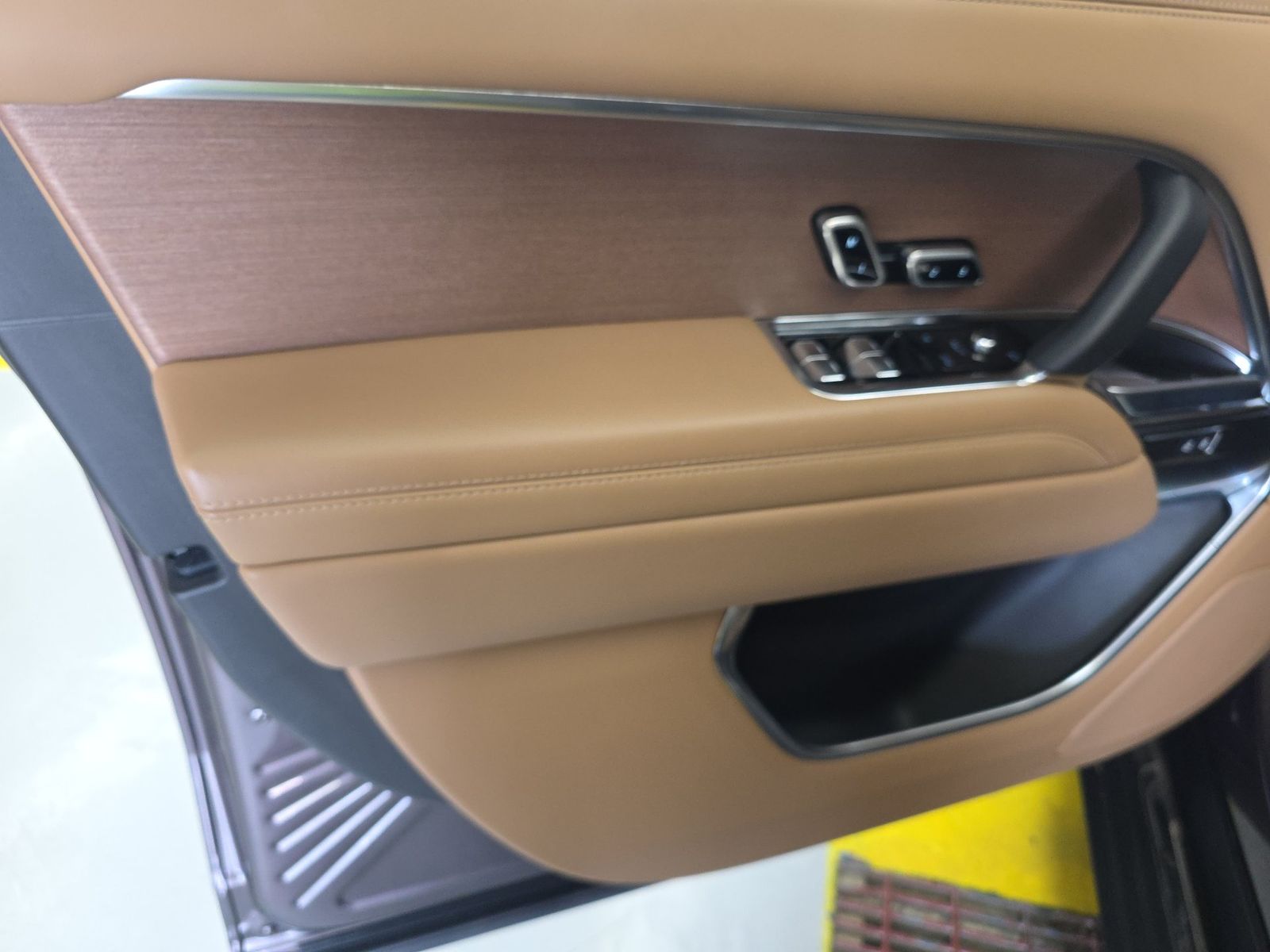 LAND ROVER RANGE ROVER - 10