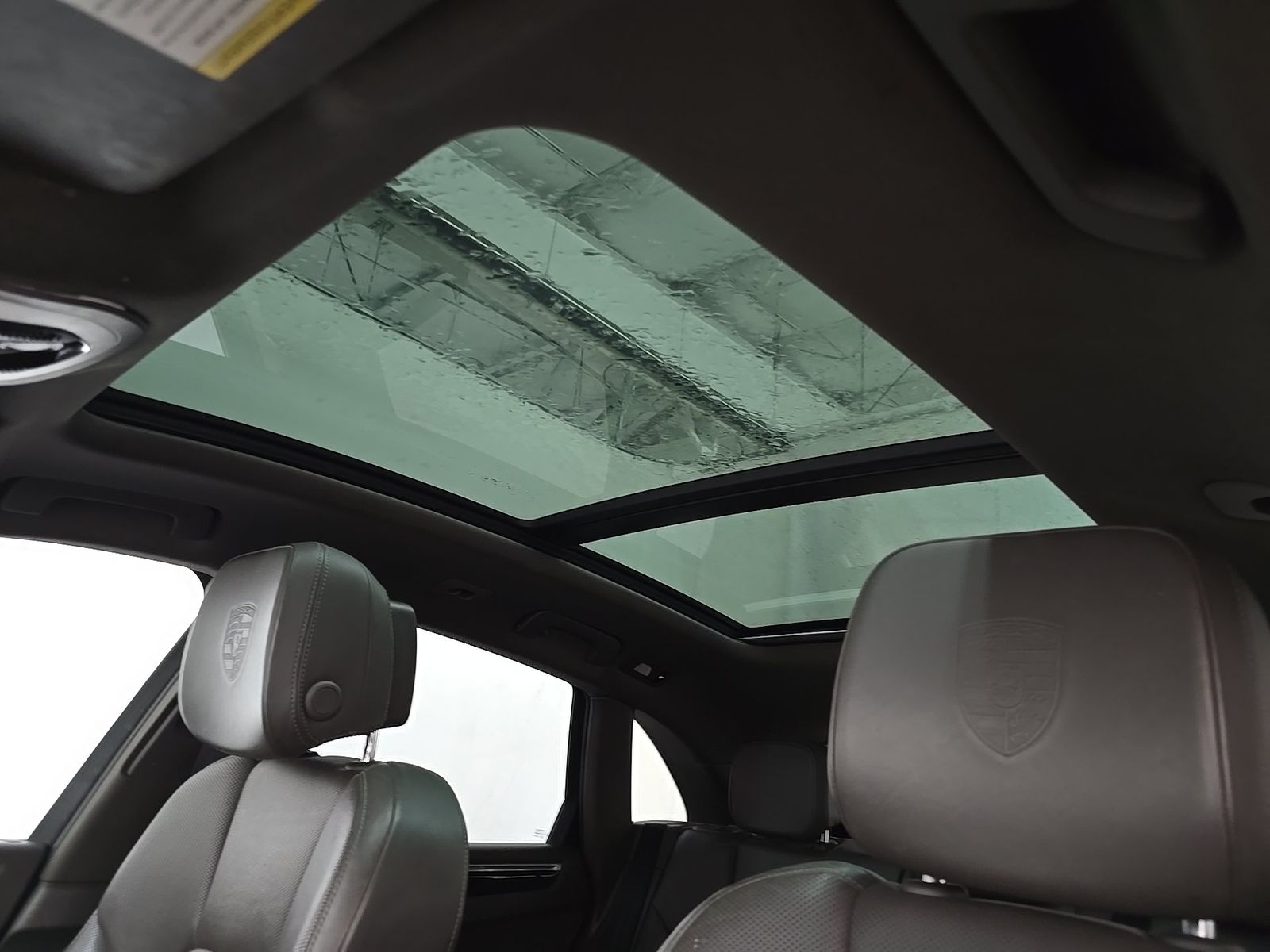 2021 Porsche Macan Base AWD
