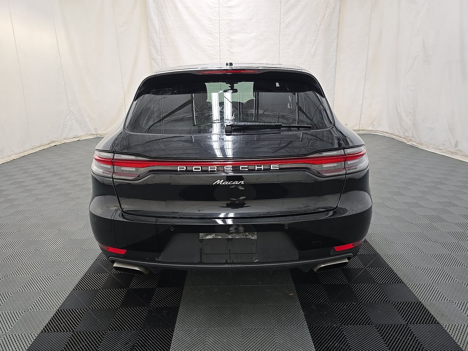 2021 Porsche Macan Base AWD