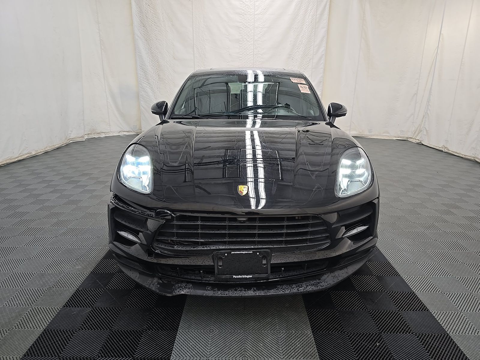2021 Porsche Macan Base AWD