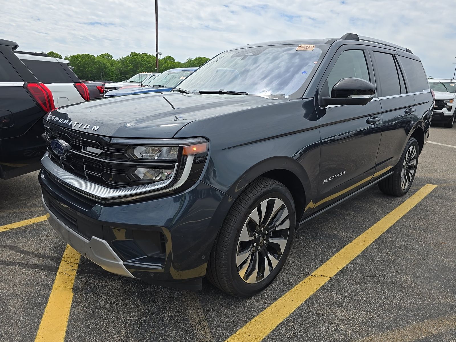 FORD EXPEDITION - 1