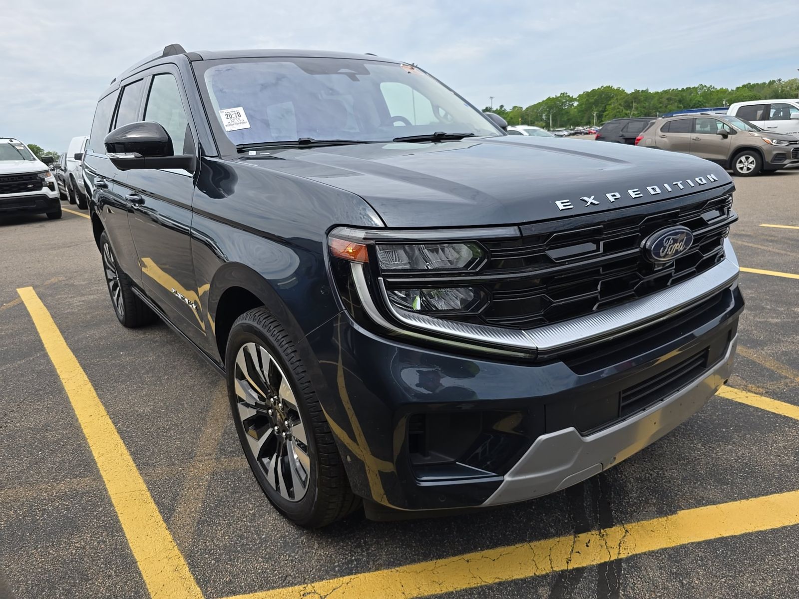 FORD EXPEDITION - 4