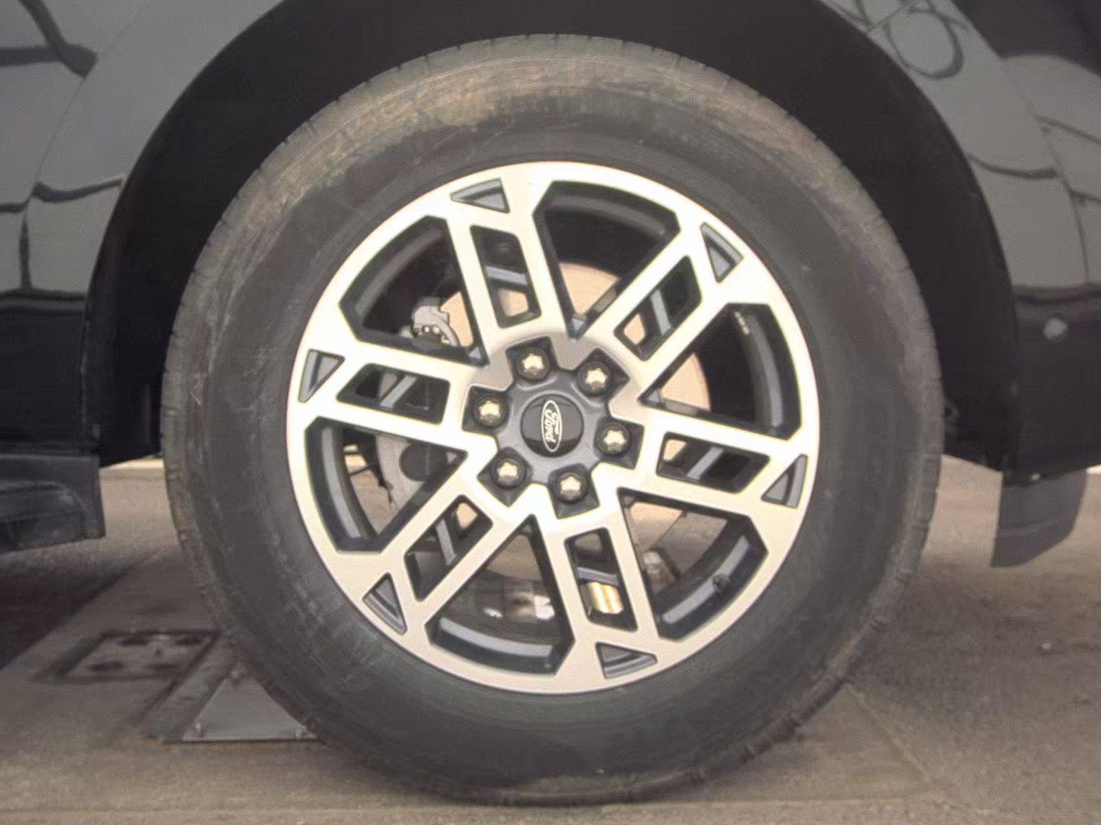 FORD EXPEDITION - 10