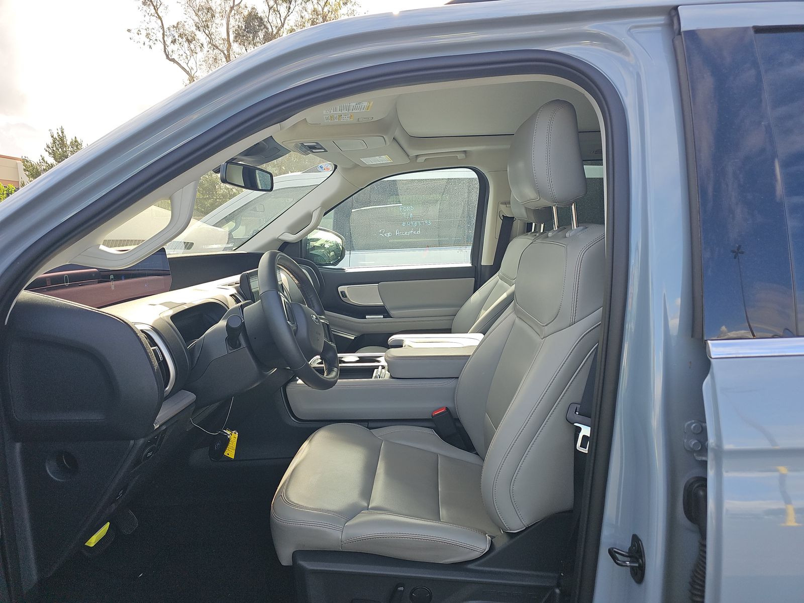 FORD EXPEDITION MAX - 8