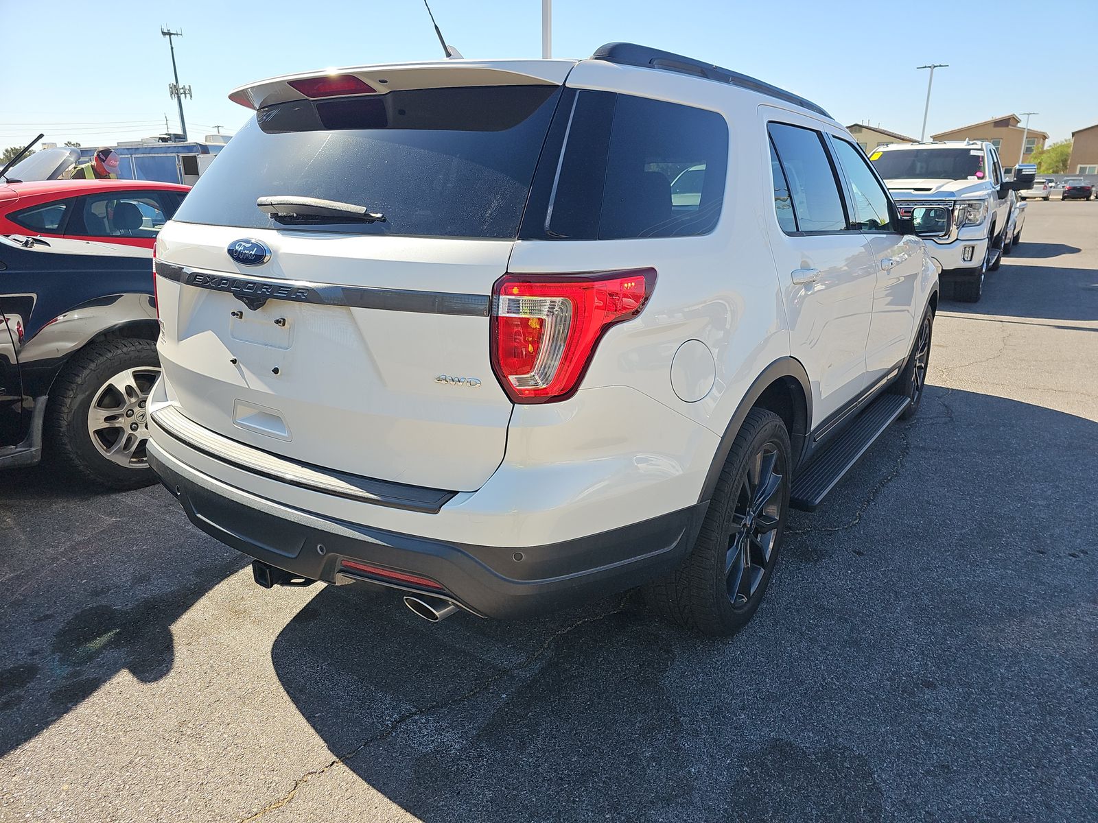 FORD EXPLORER - 5