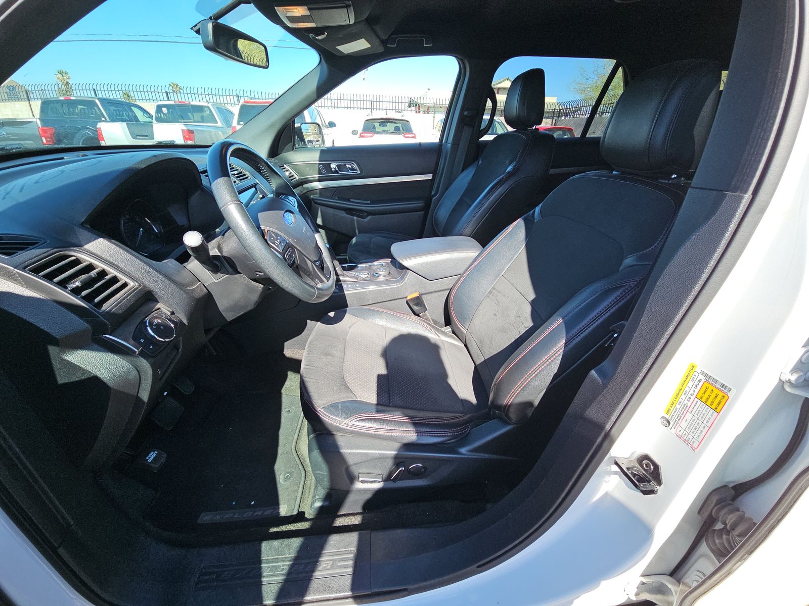 FORD EXPLORER - 8