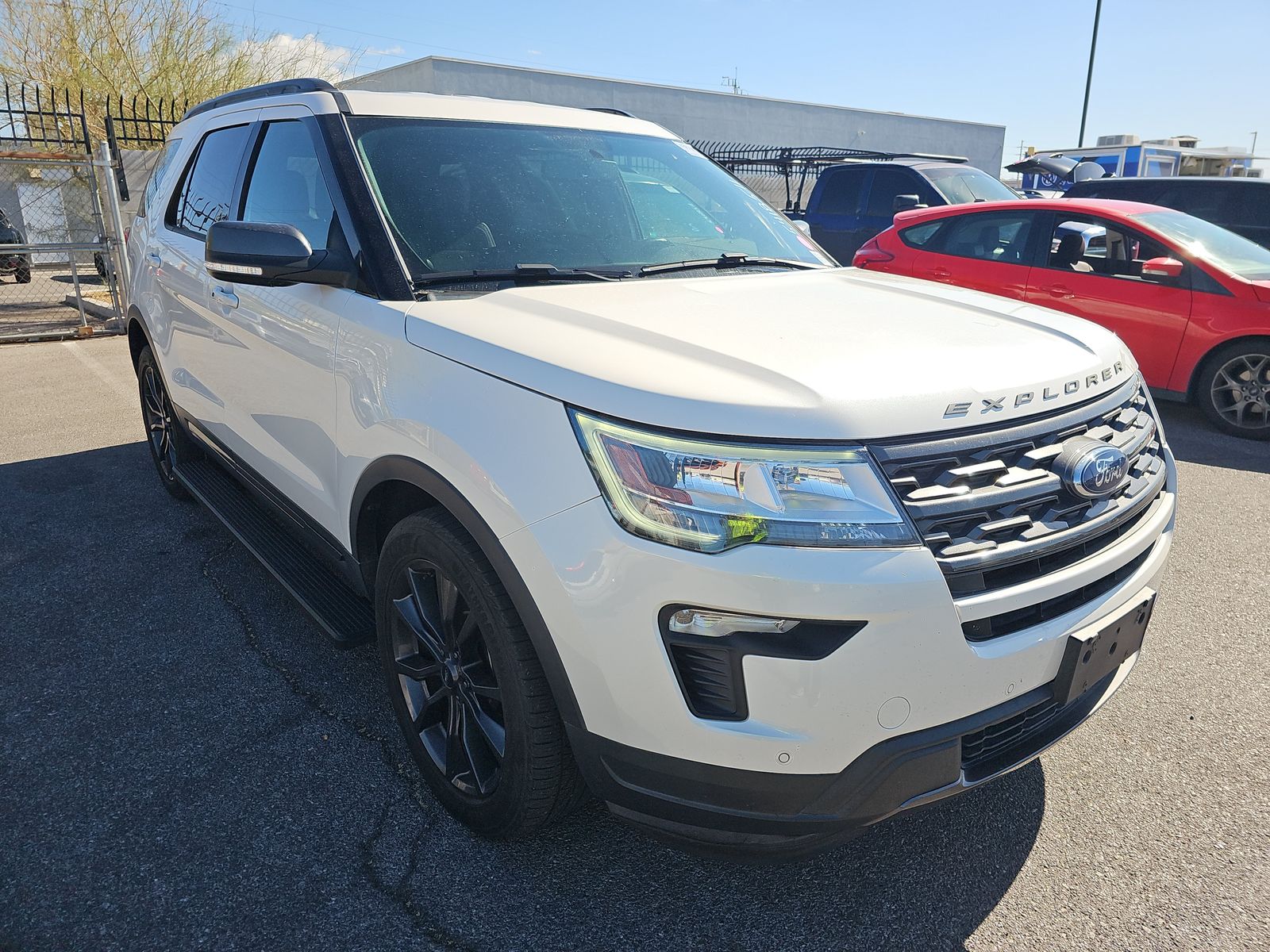 FORD EXPLORER - 4