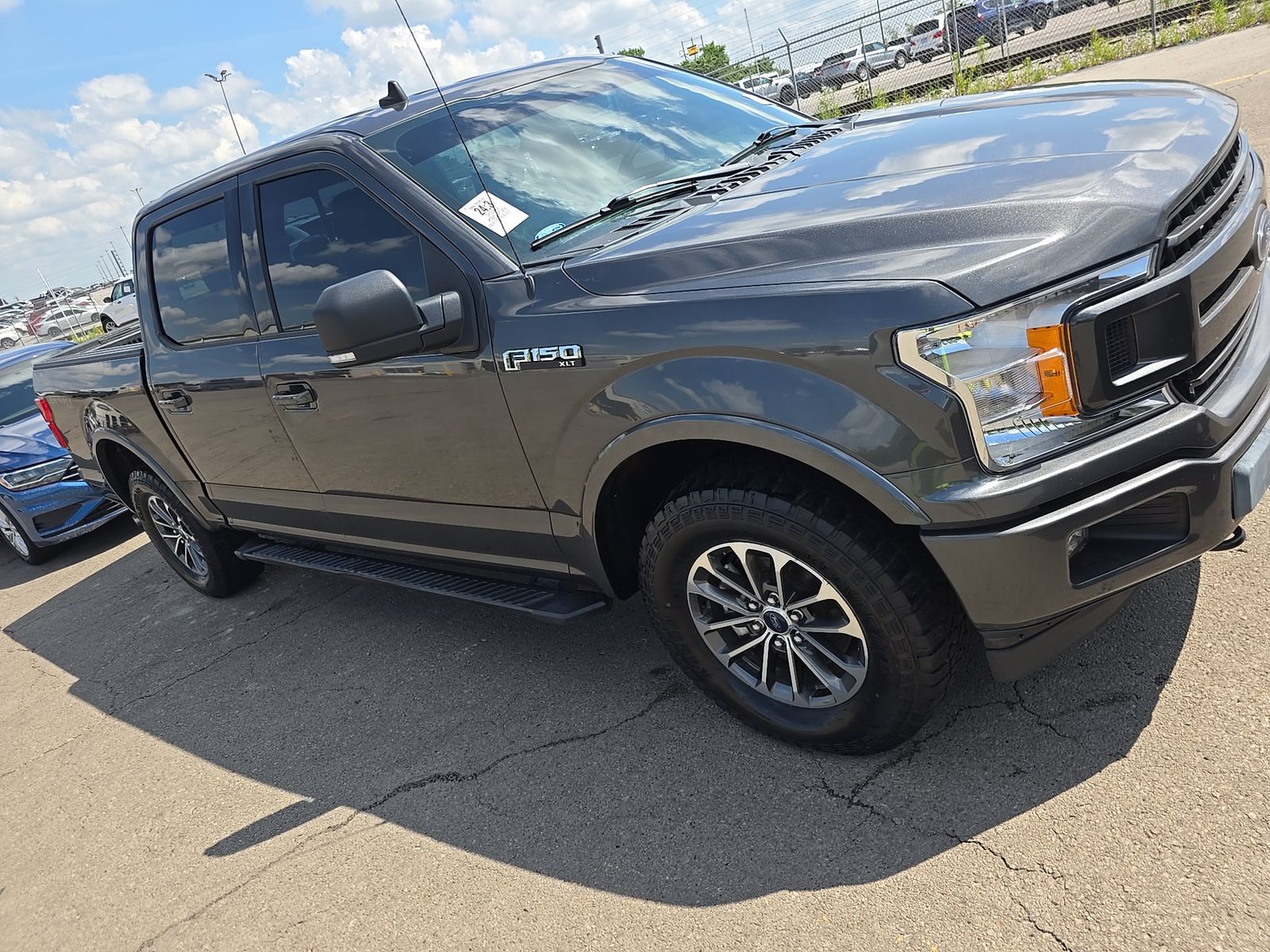 FORD F-150 - 4