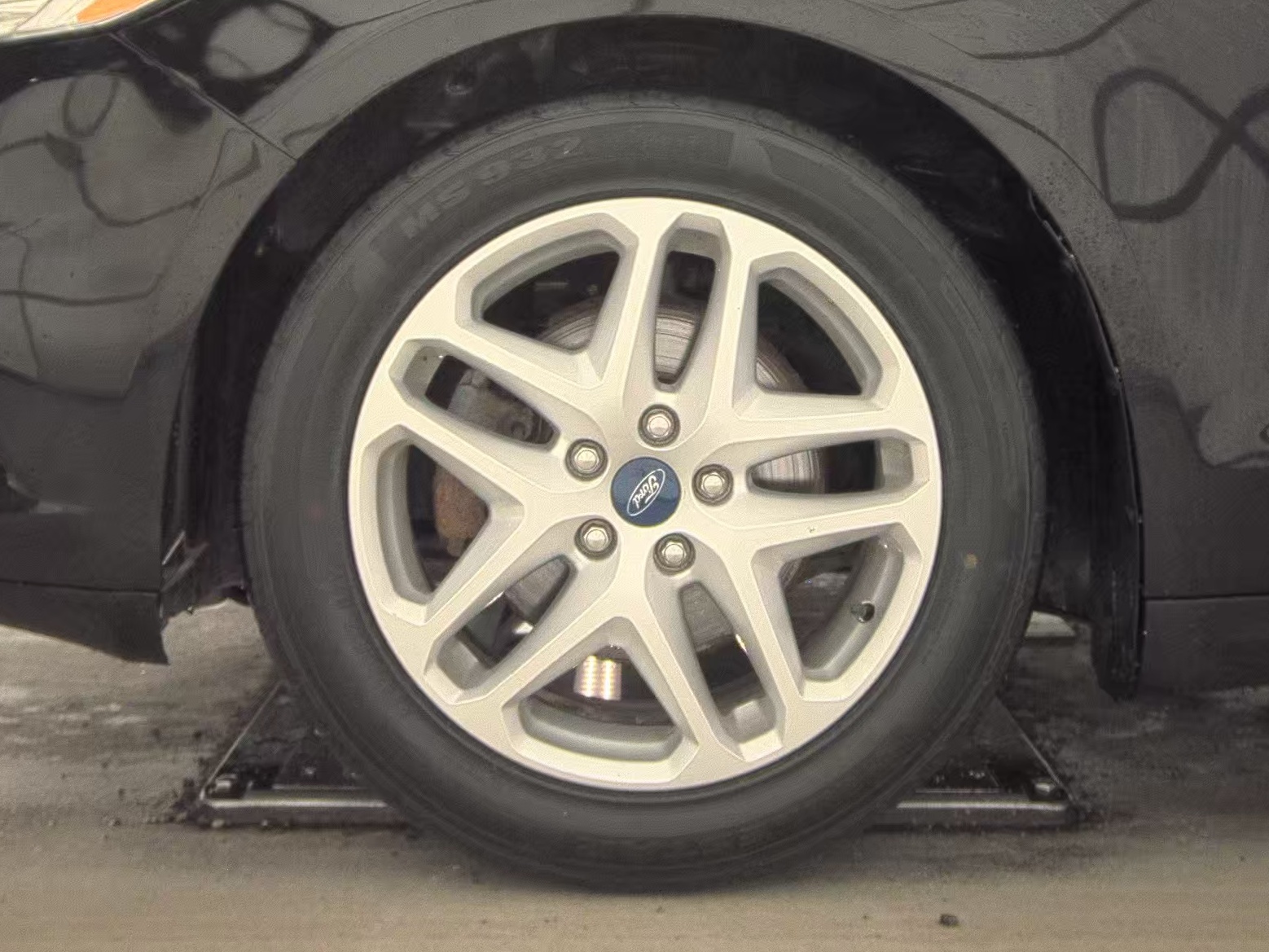 FORD FUSION - 10